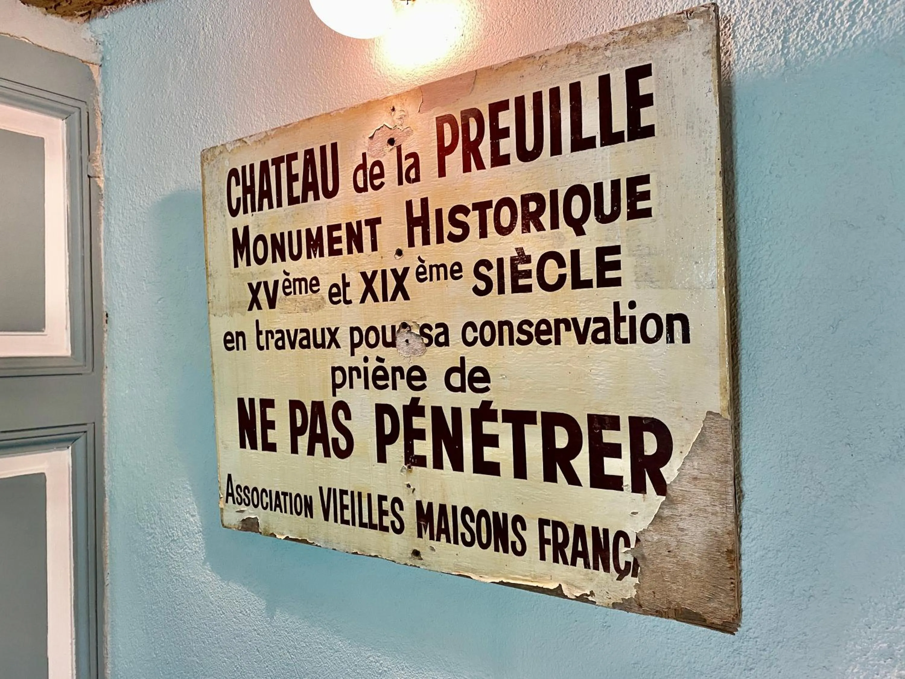 Logo/Certificate/Sign in Château de la Preuille Bed & Breakfast