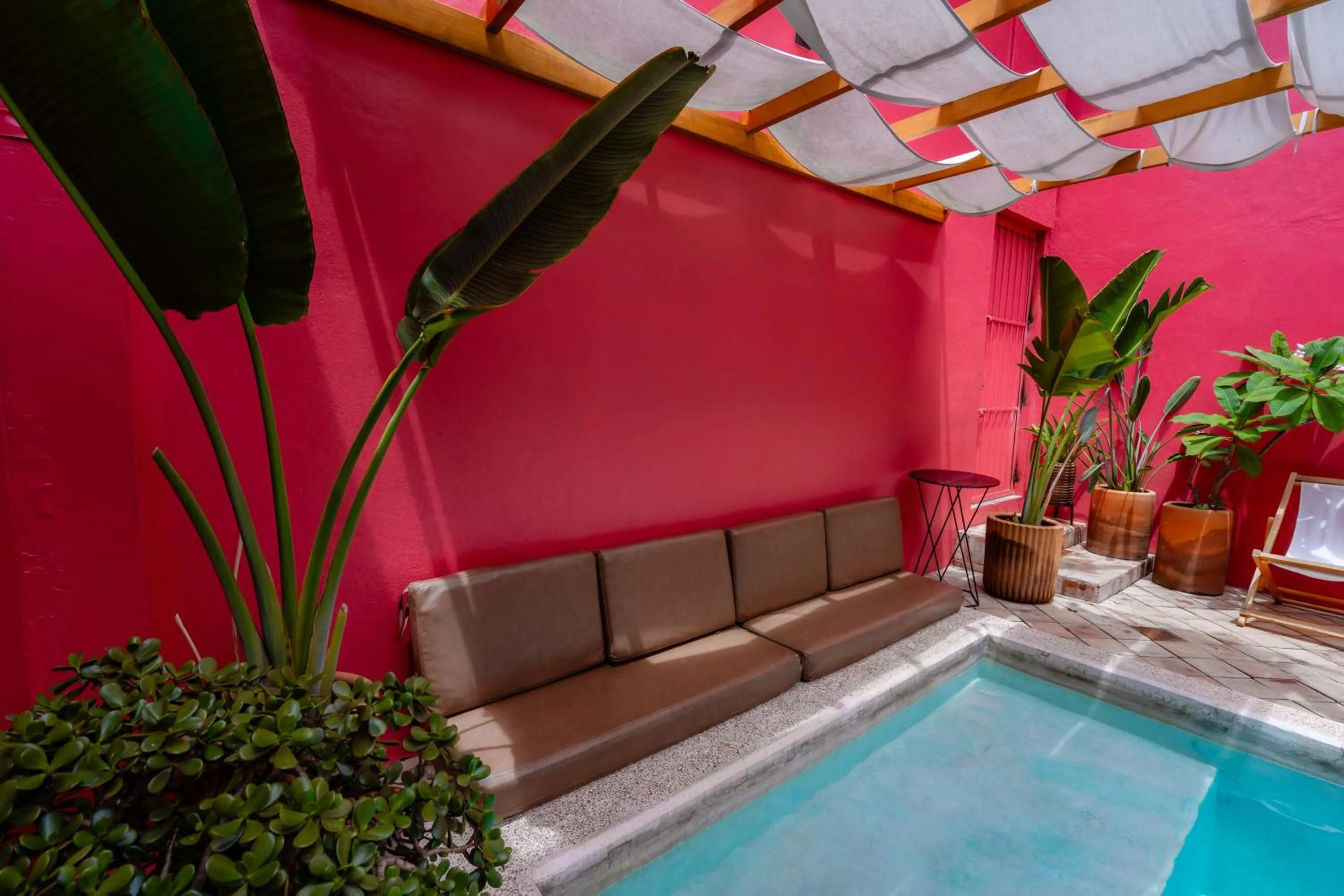 Swimming pool in Hotel Casa de Arte Oaxaca