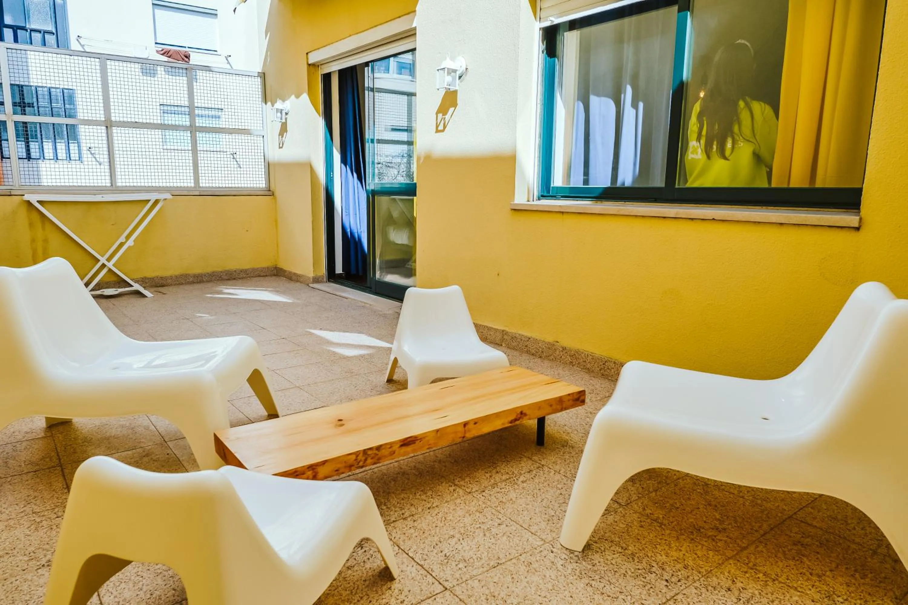 Balcony/Terrace in Help Yourself Hostels - Restelo
