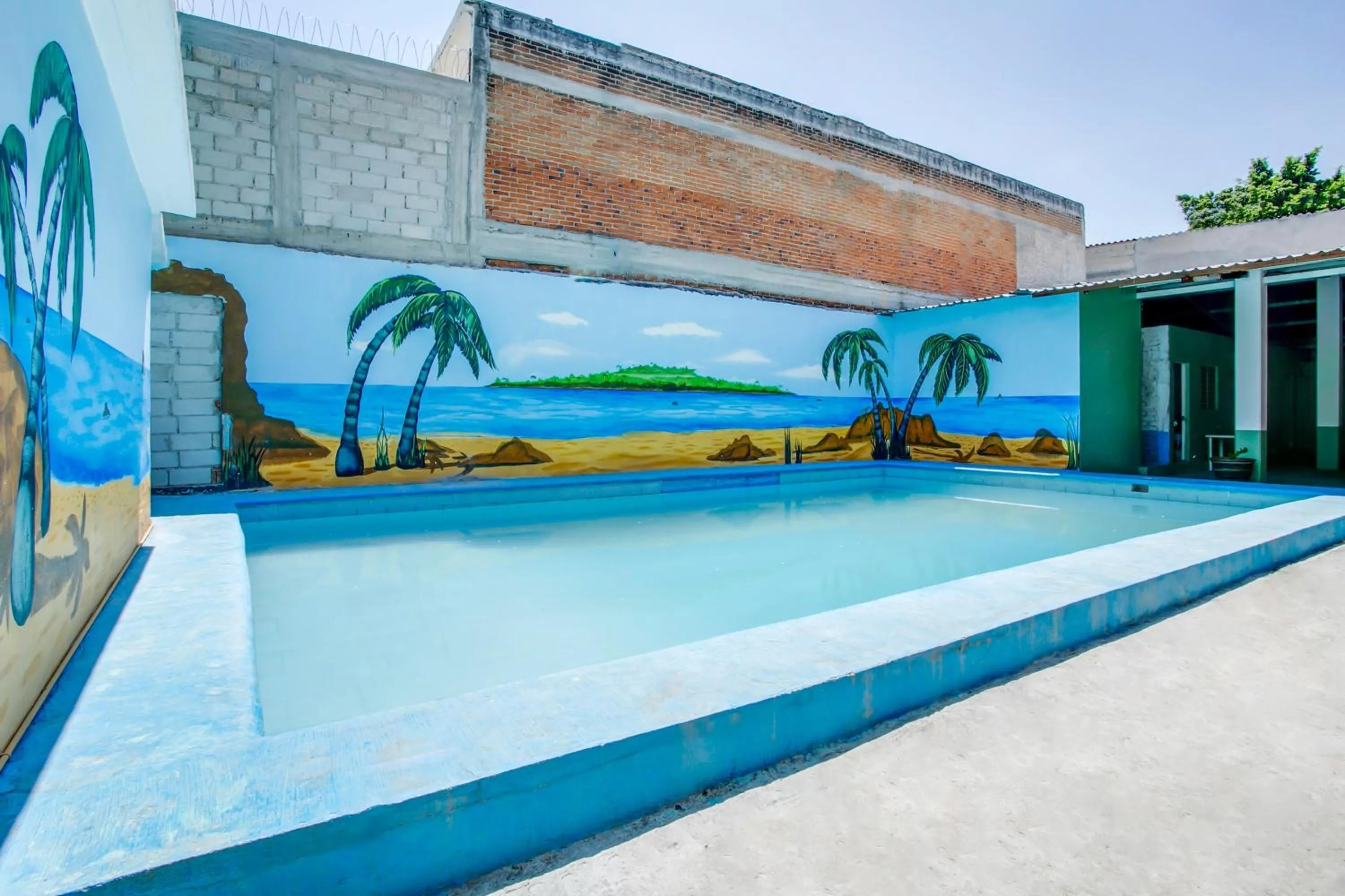 Swimming pool in OYO Hotel Margarita