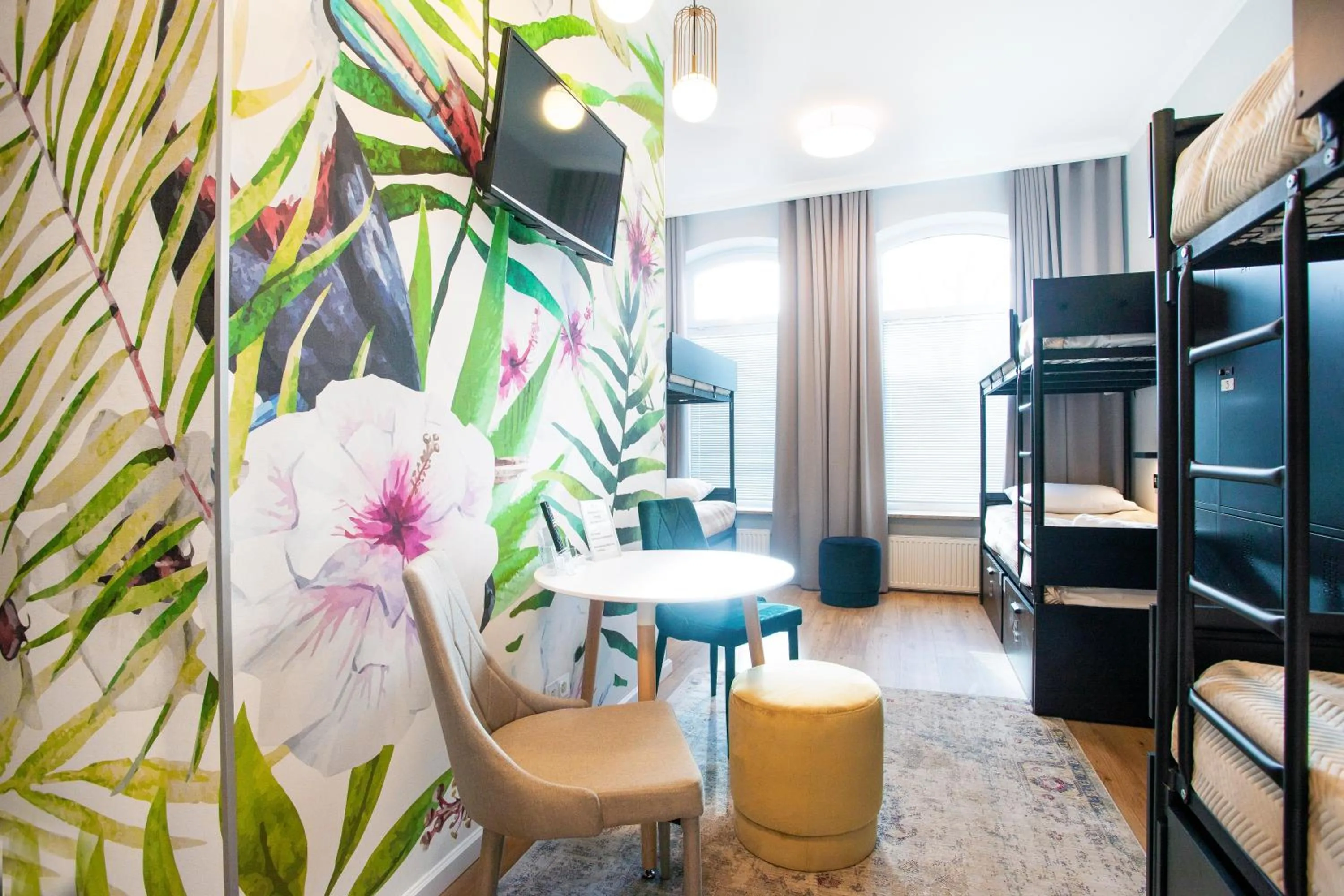 Bed in Forrest Apartments & Hostel