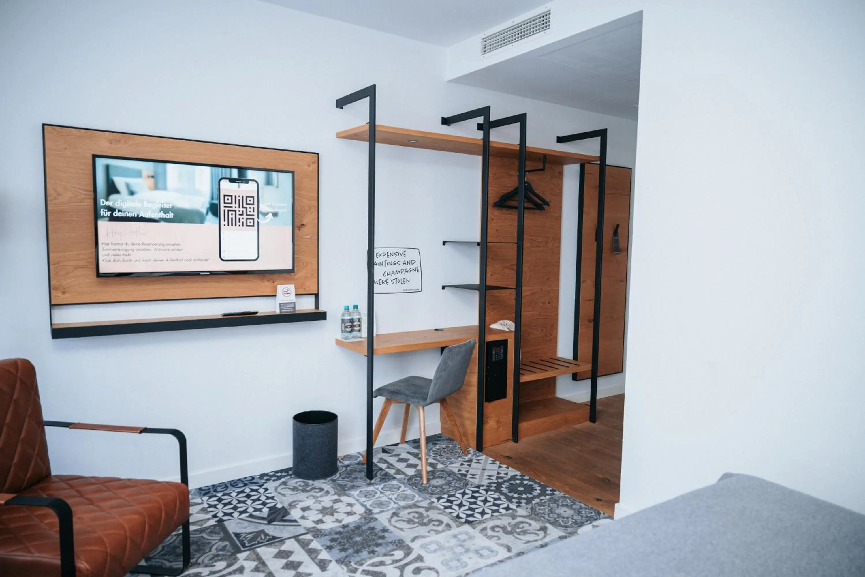 Photo of the whole room in Coffee Fellows Hotel Trier