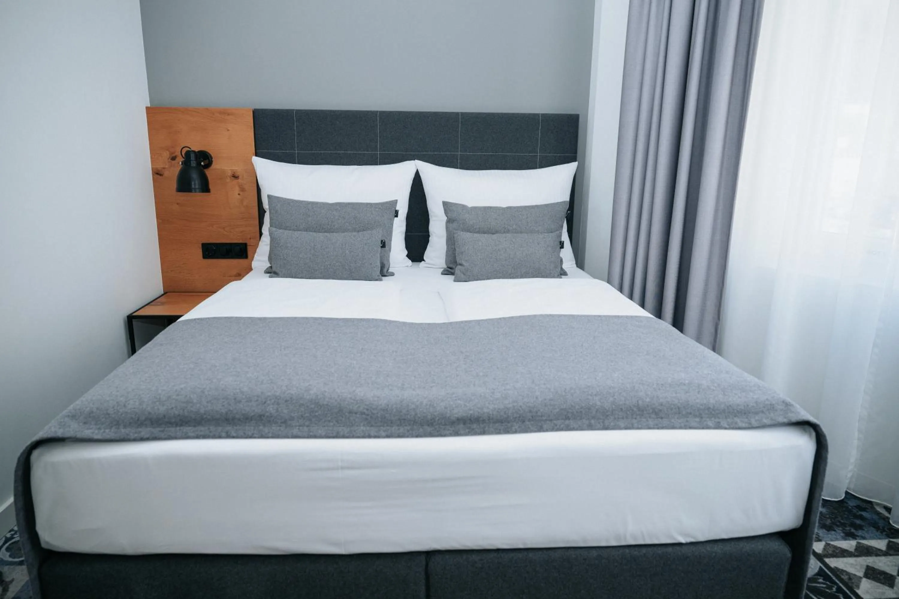 Photo of the whole room, Bed in Coffee Fellows Hotel Trier