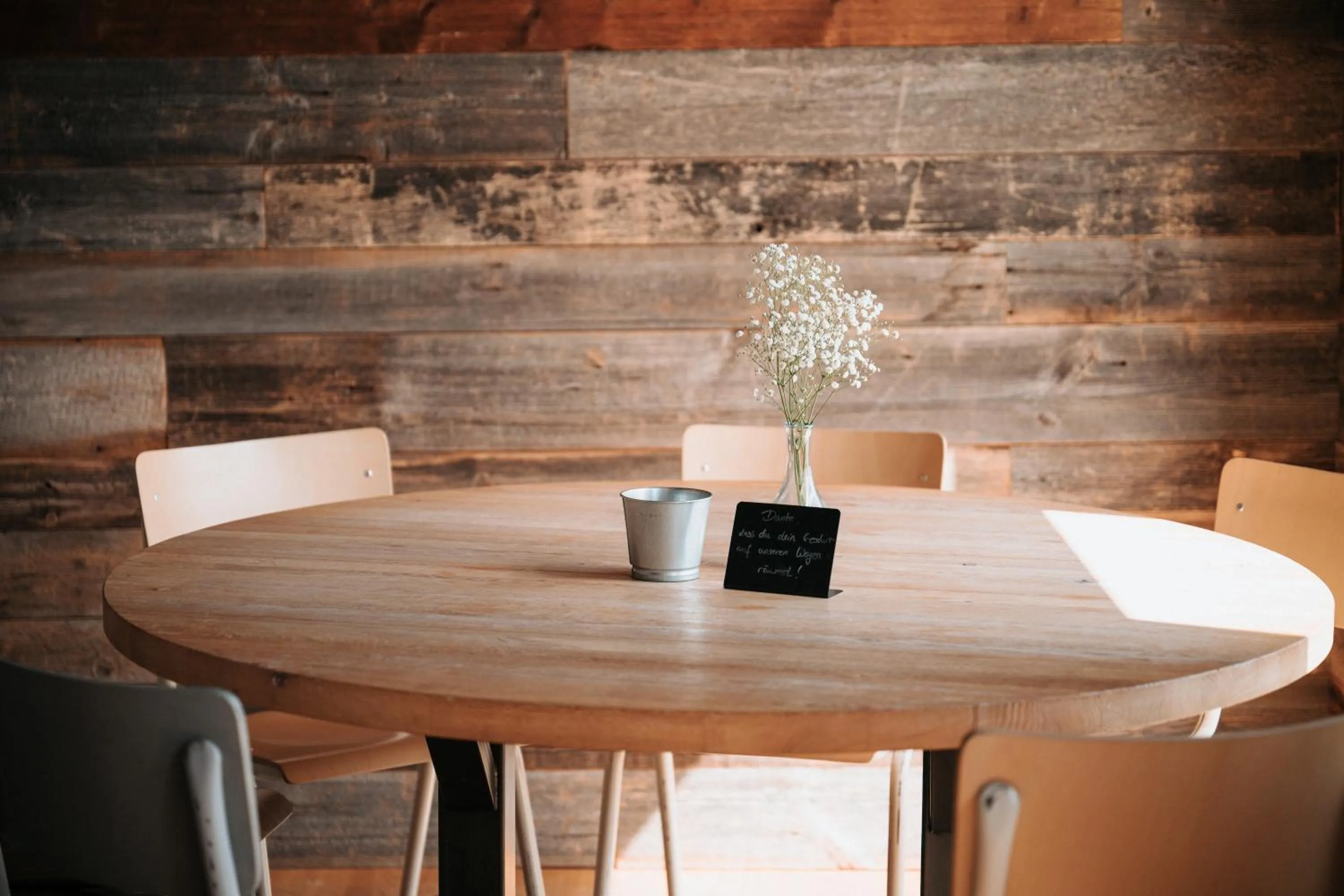 Restaurant/places to eat in Coffee Fellows Hotel Trier