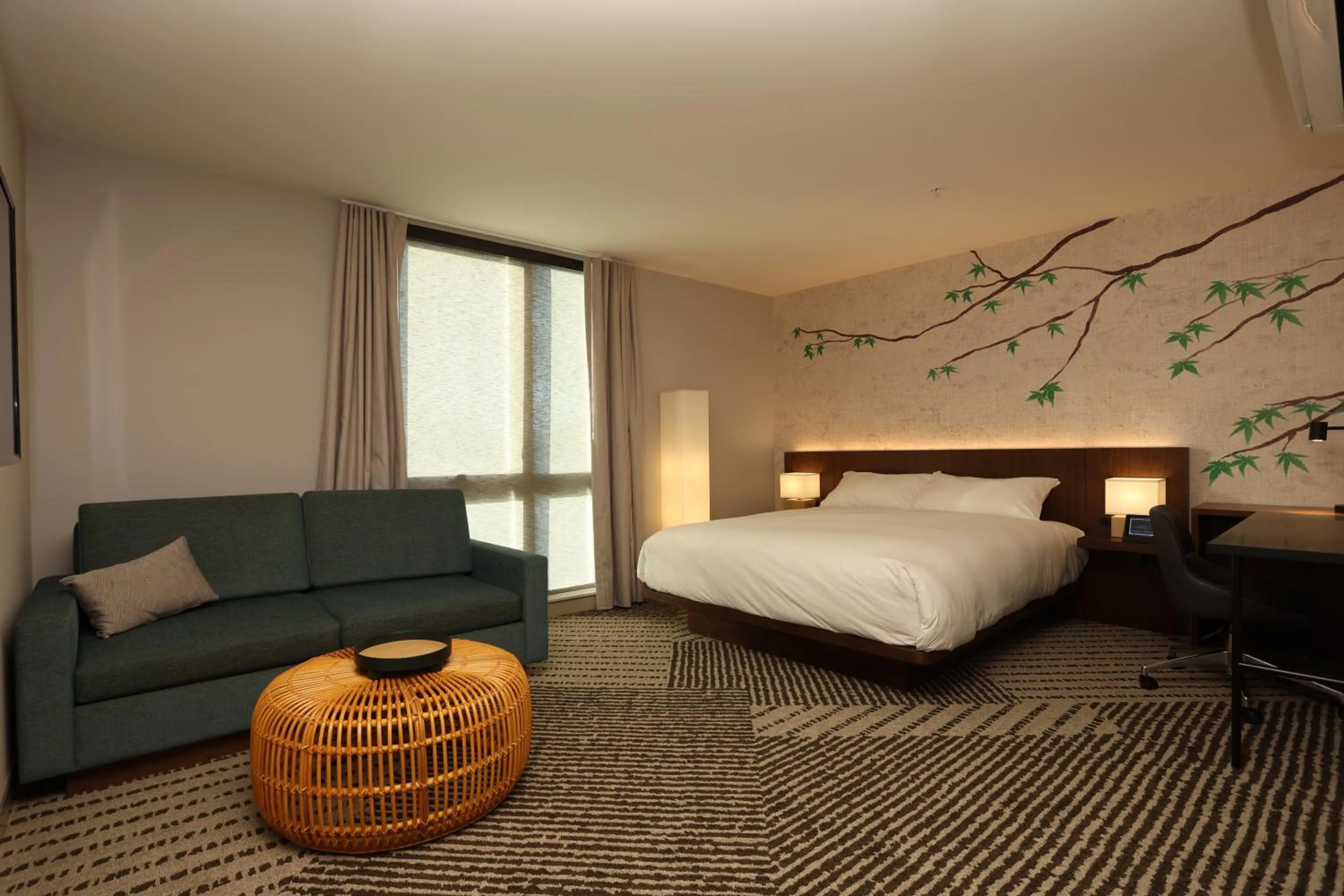 Bed in Cedartree Hotel Portland Hillsboro