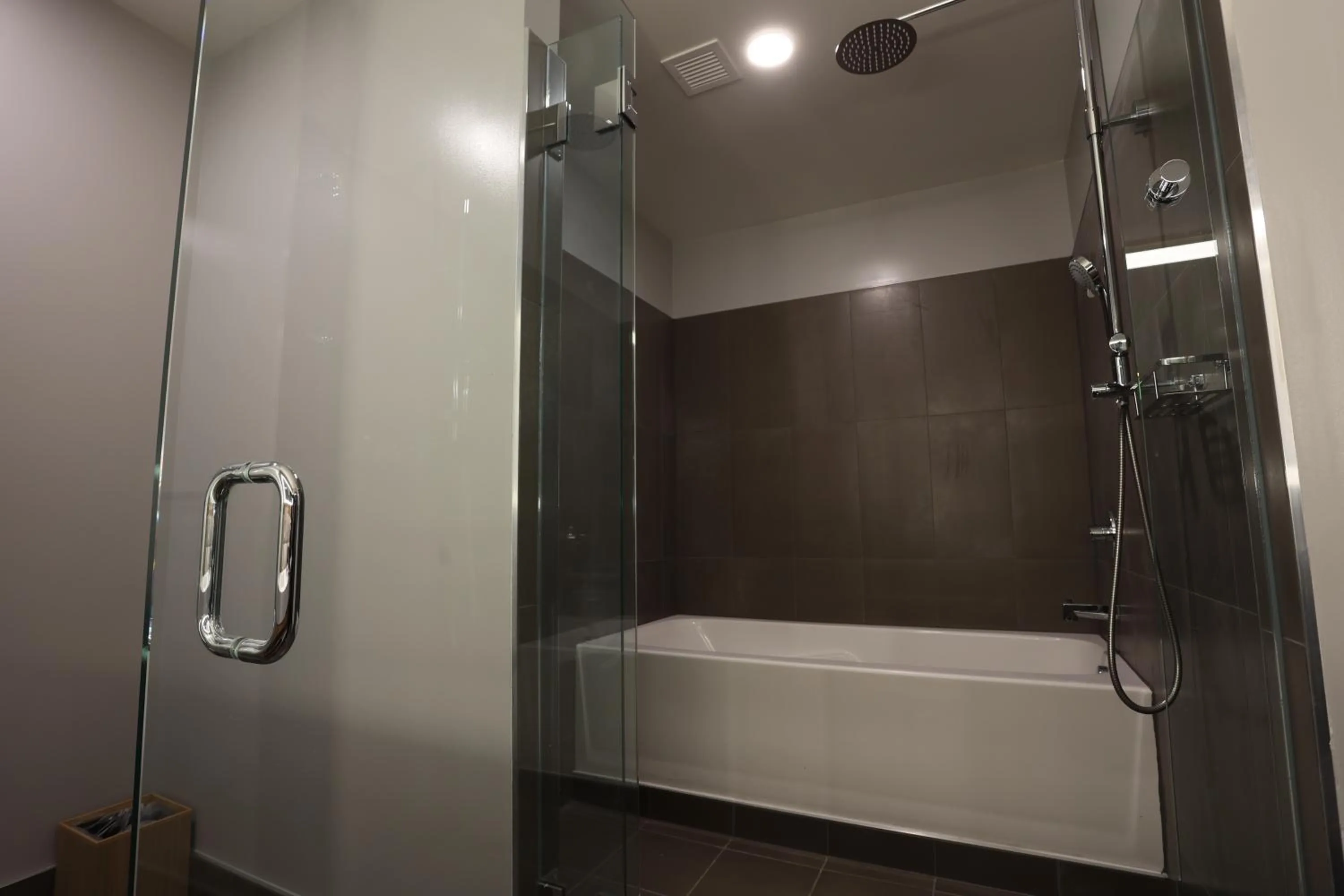 Cedartree Hotel Portland Hillsboro