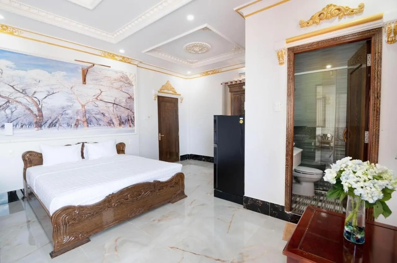 Bed in Little Saigon Hotel