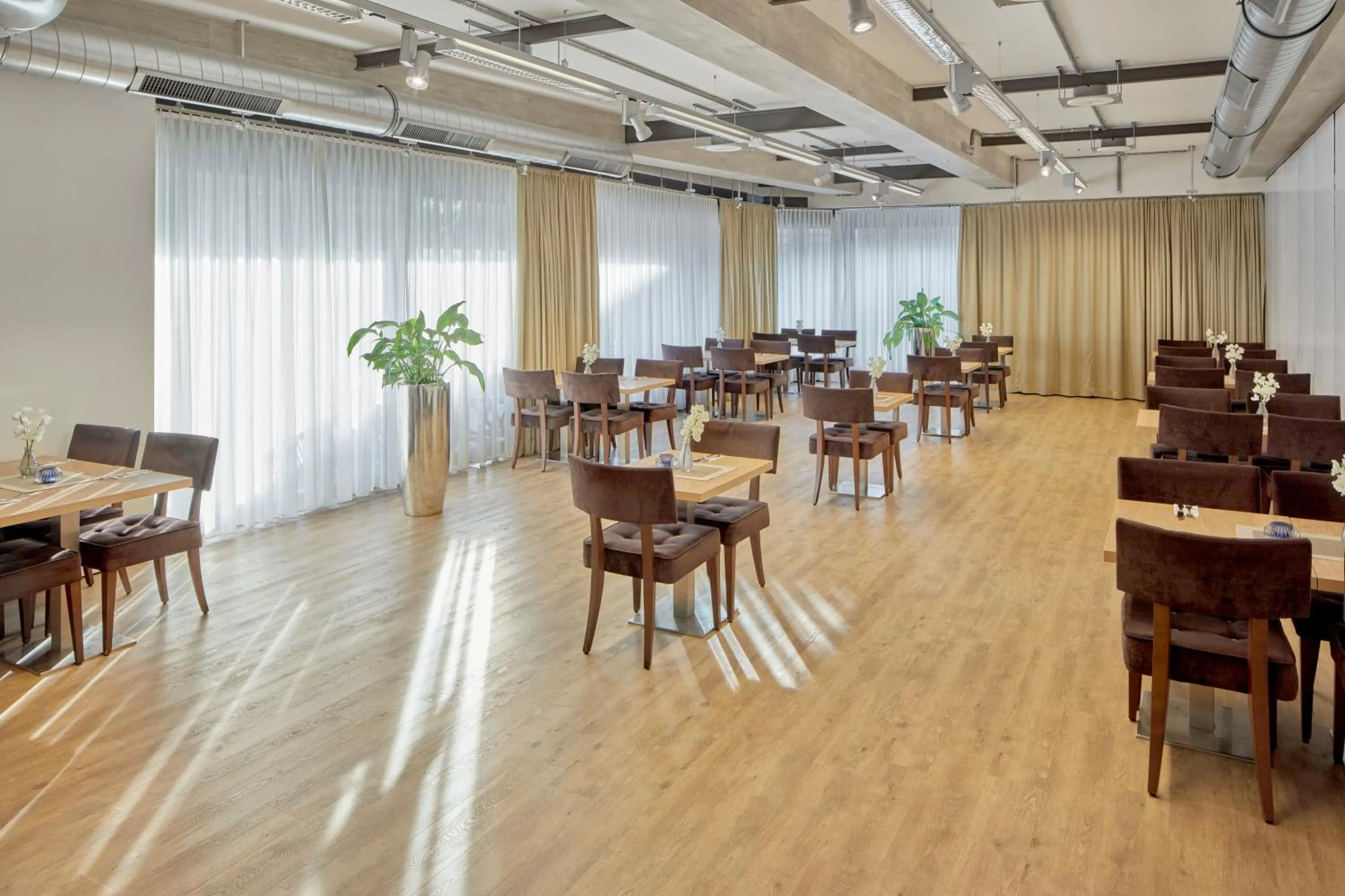 Seating area in Best Western Hotel Trier City