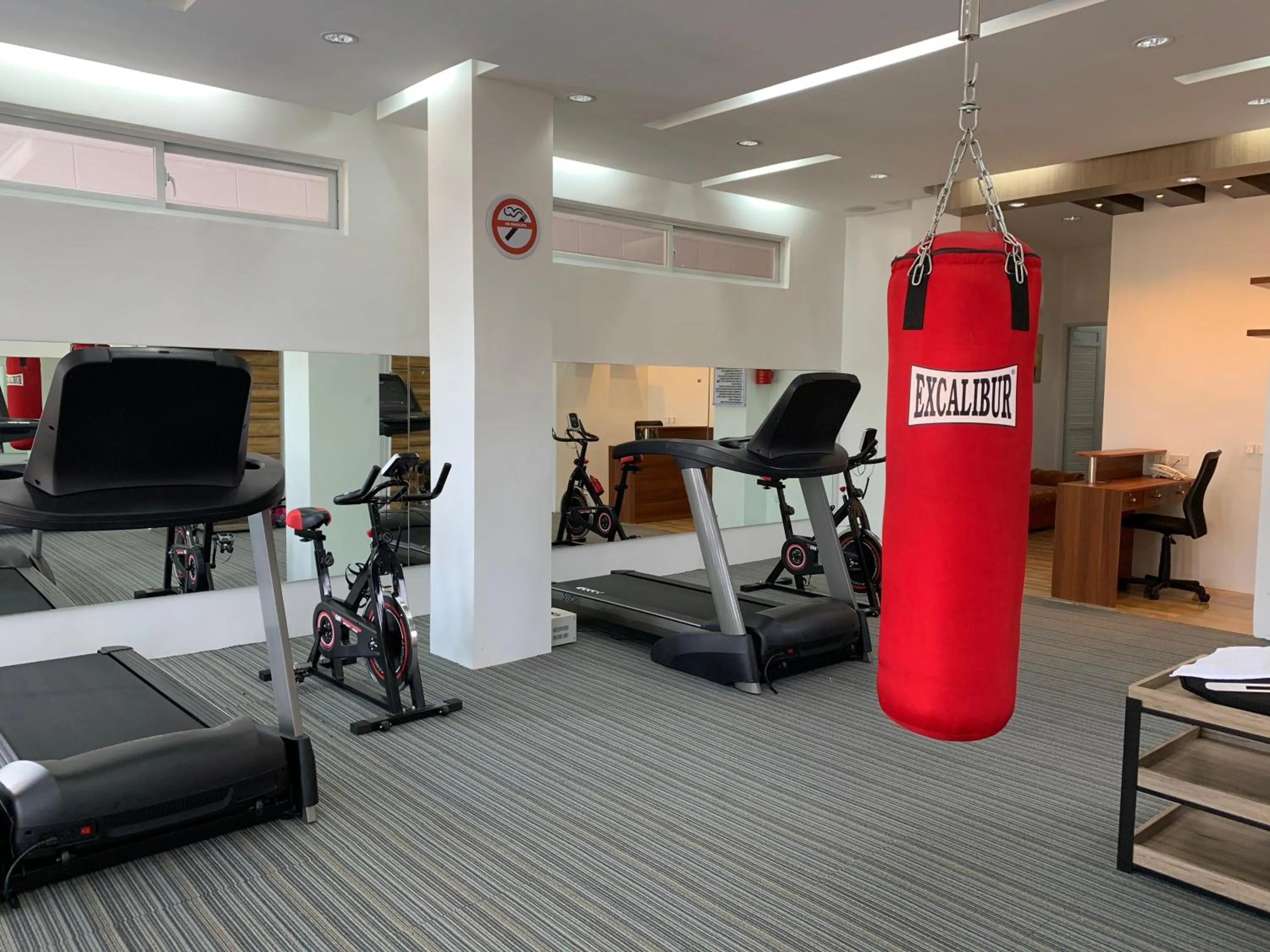 Fitness centre/facilities in Villa MJ Maristela Beach Resort