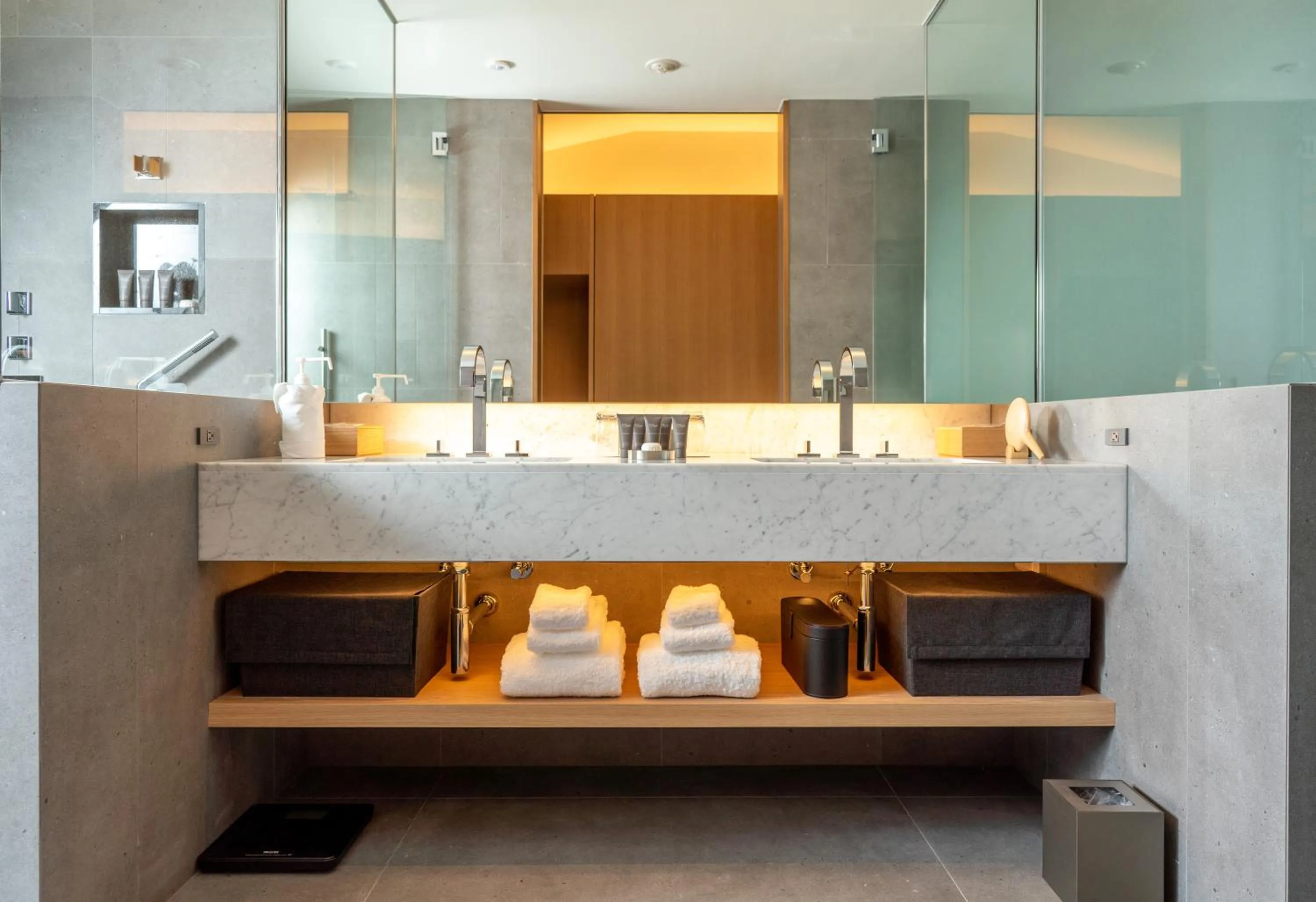 Photo of the whole room in Muni Kyoto