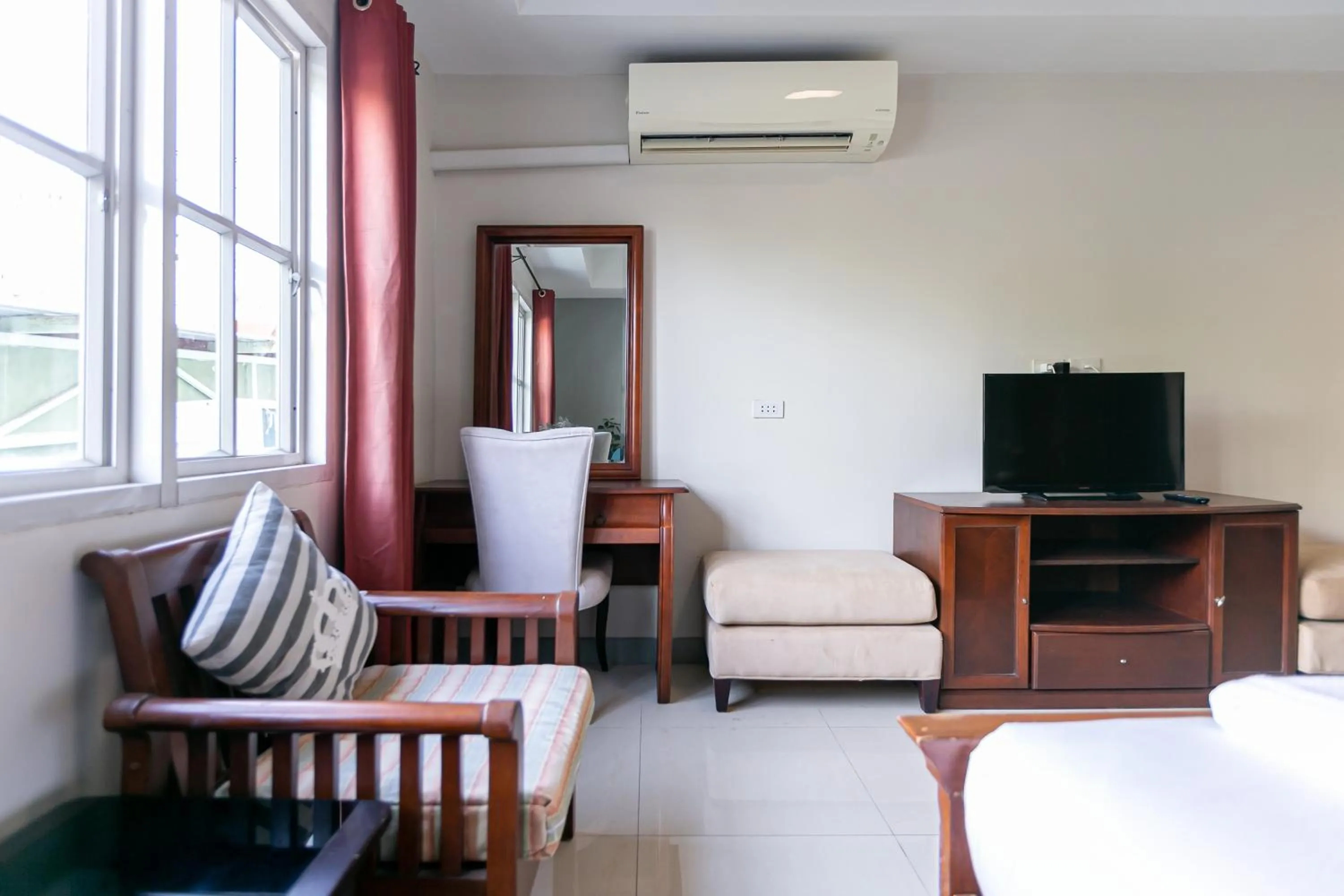 Bed in Wong Amat House