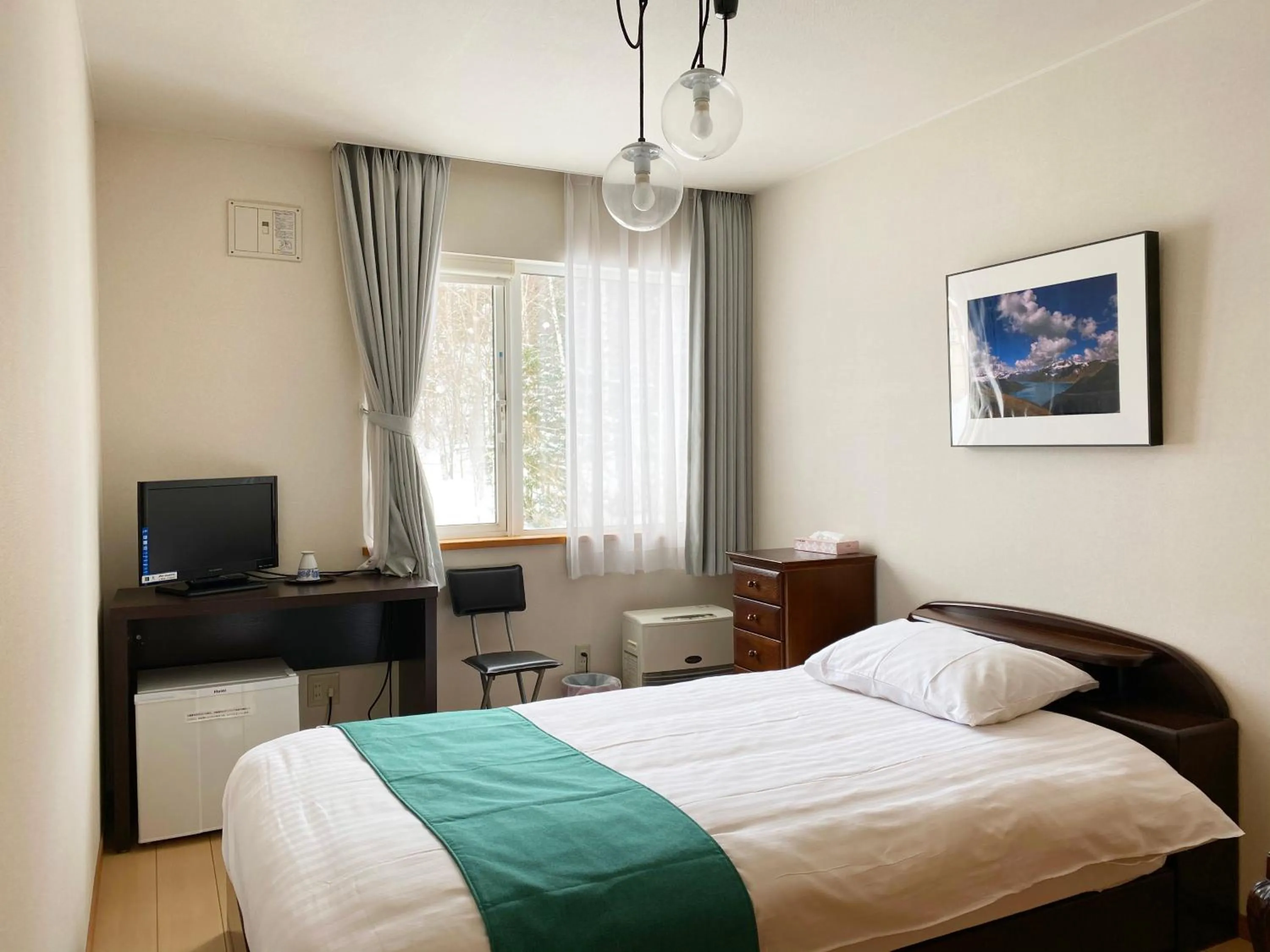 Bed in Sirogane Free Harbour Hotel