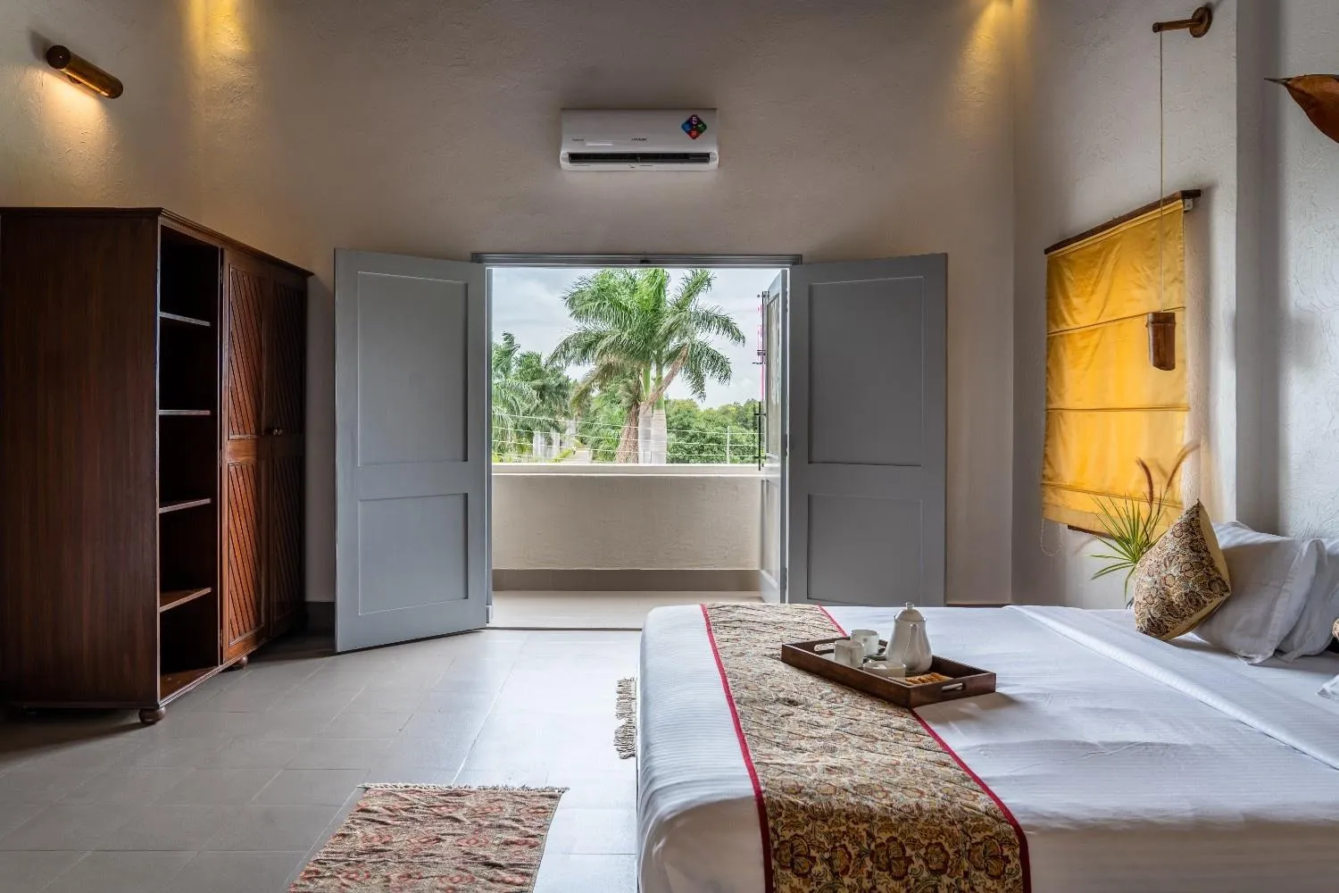Bed in Shambhala