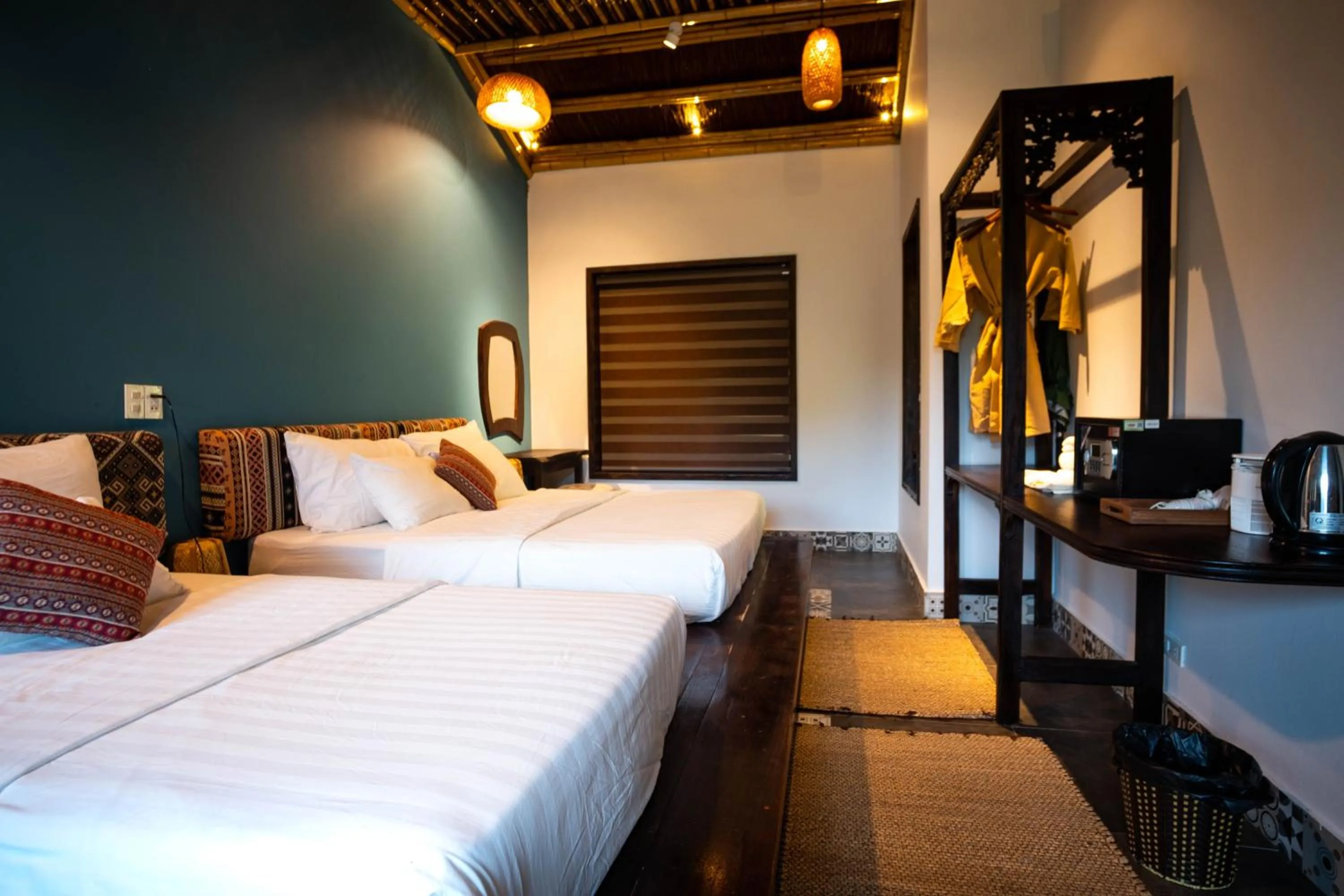 Bed in Trang An Ecolodge