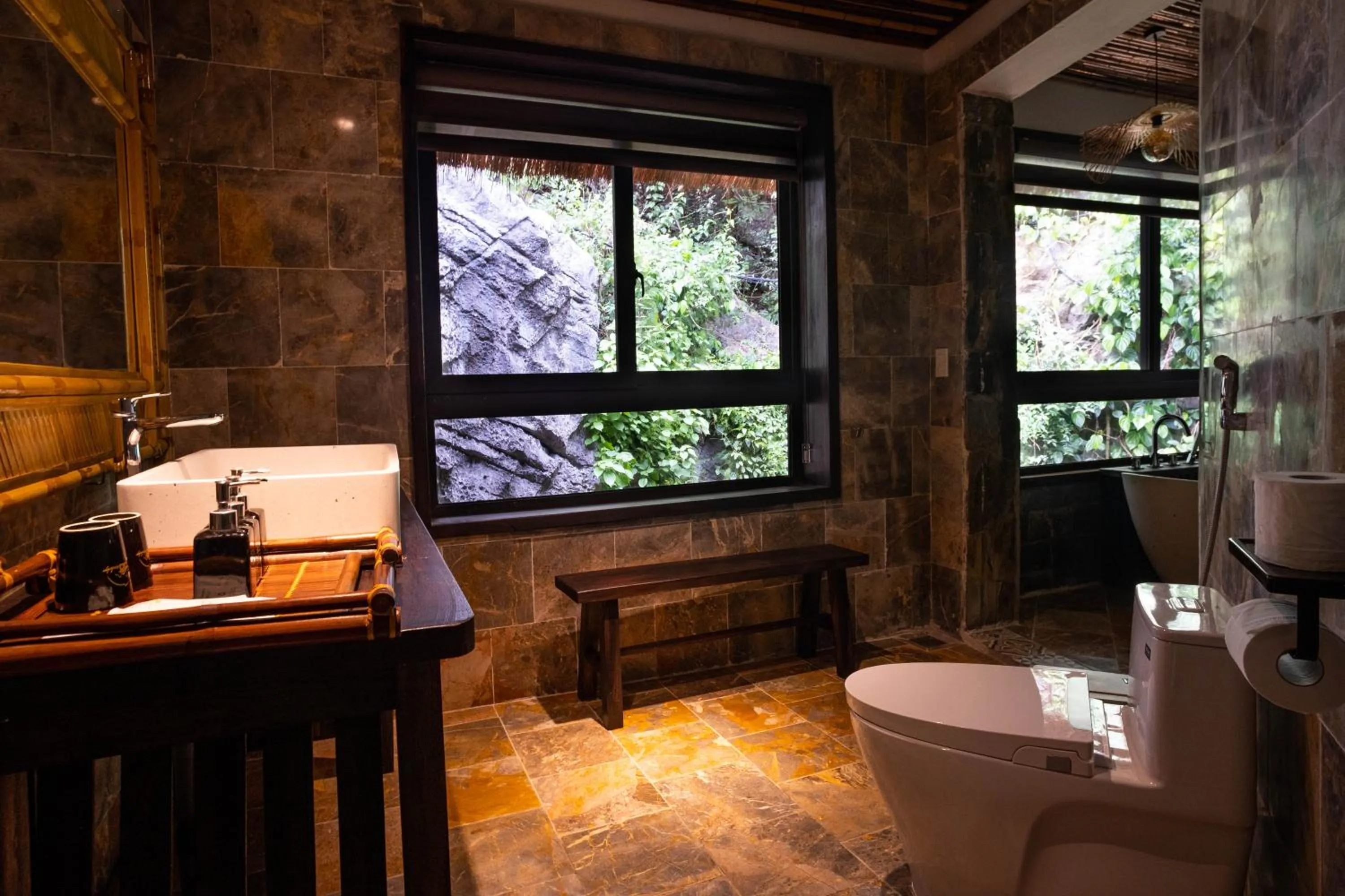 Toilet in Trang An Ecolodge