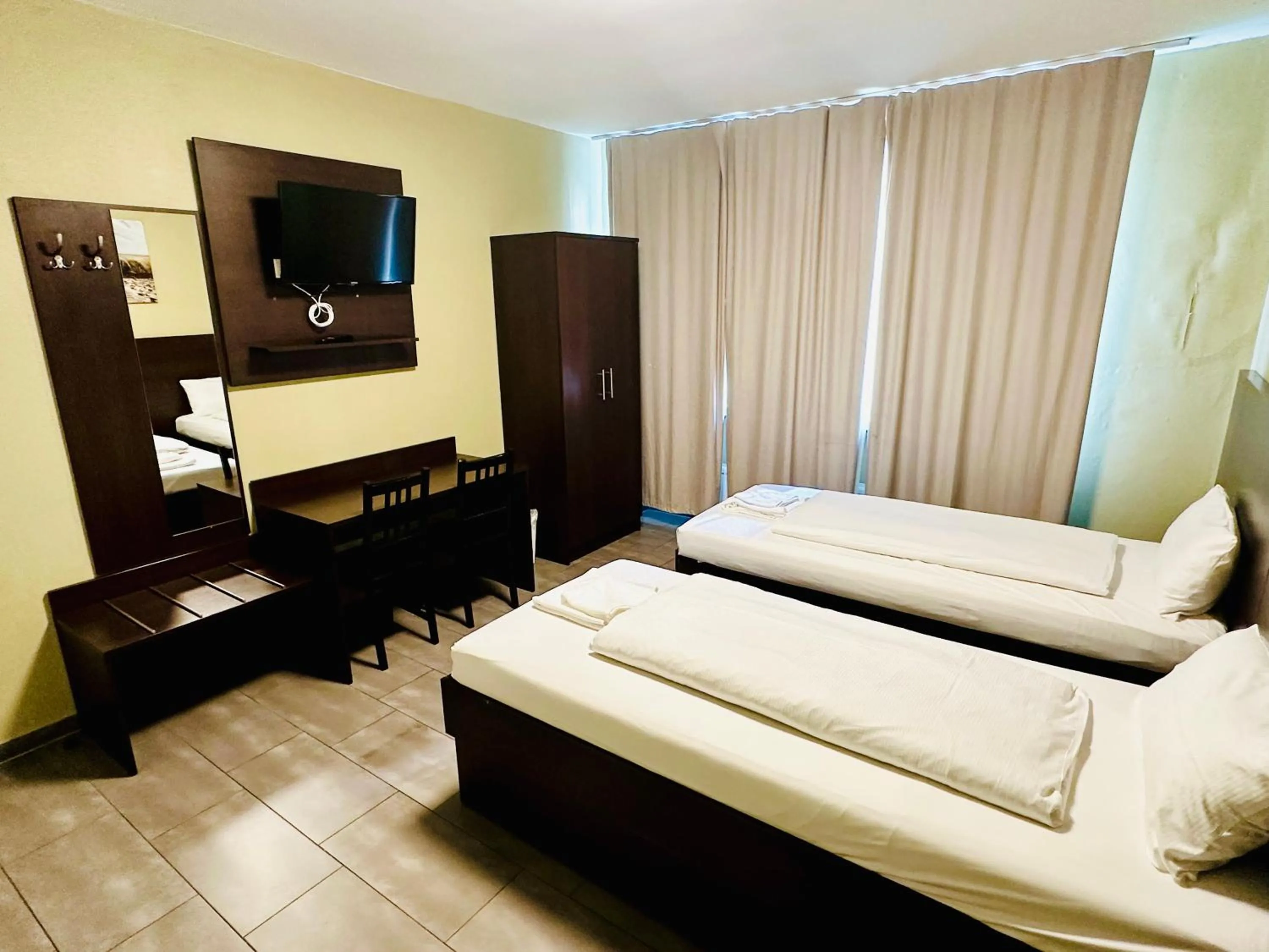 Bed in Hotel City Star