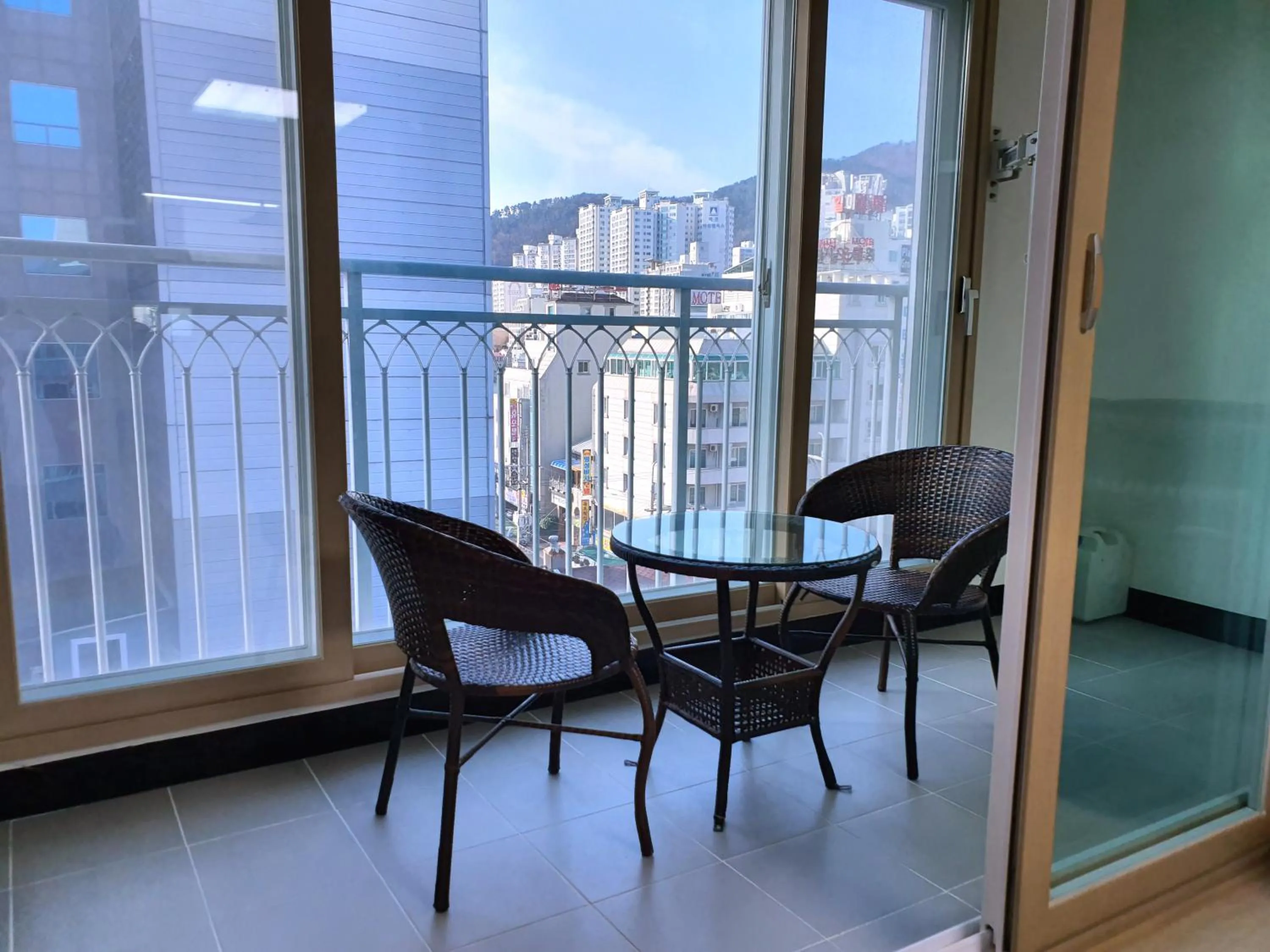 Balcony/Terrace in JS Residence Hotel Okpo