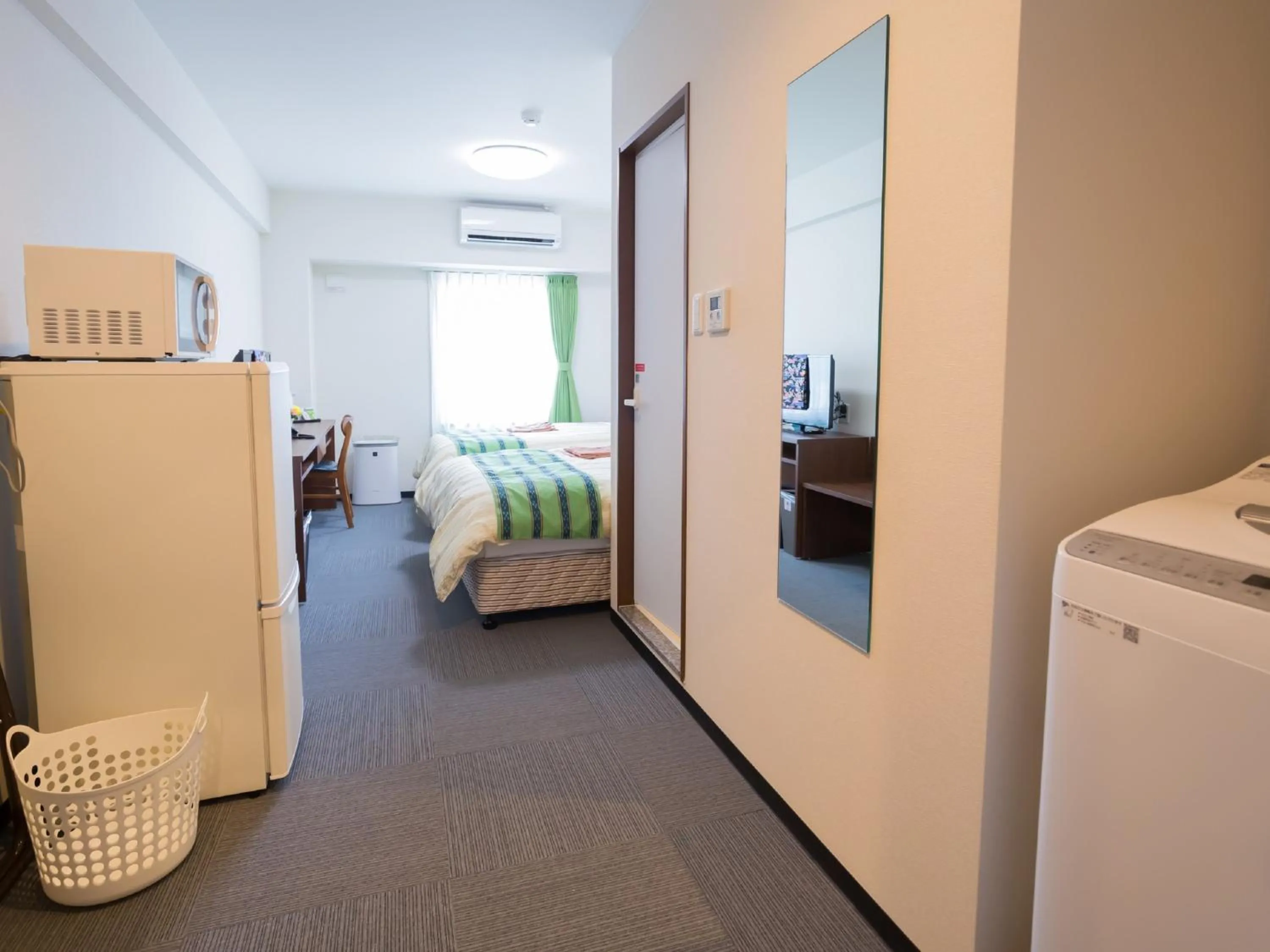 Photo of the whole room, Bed in Hotel Peace Island Nago