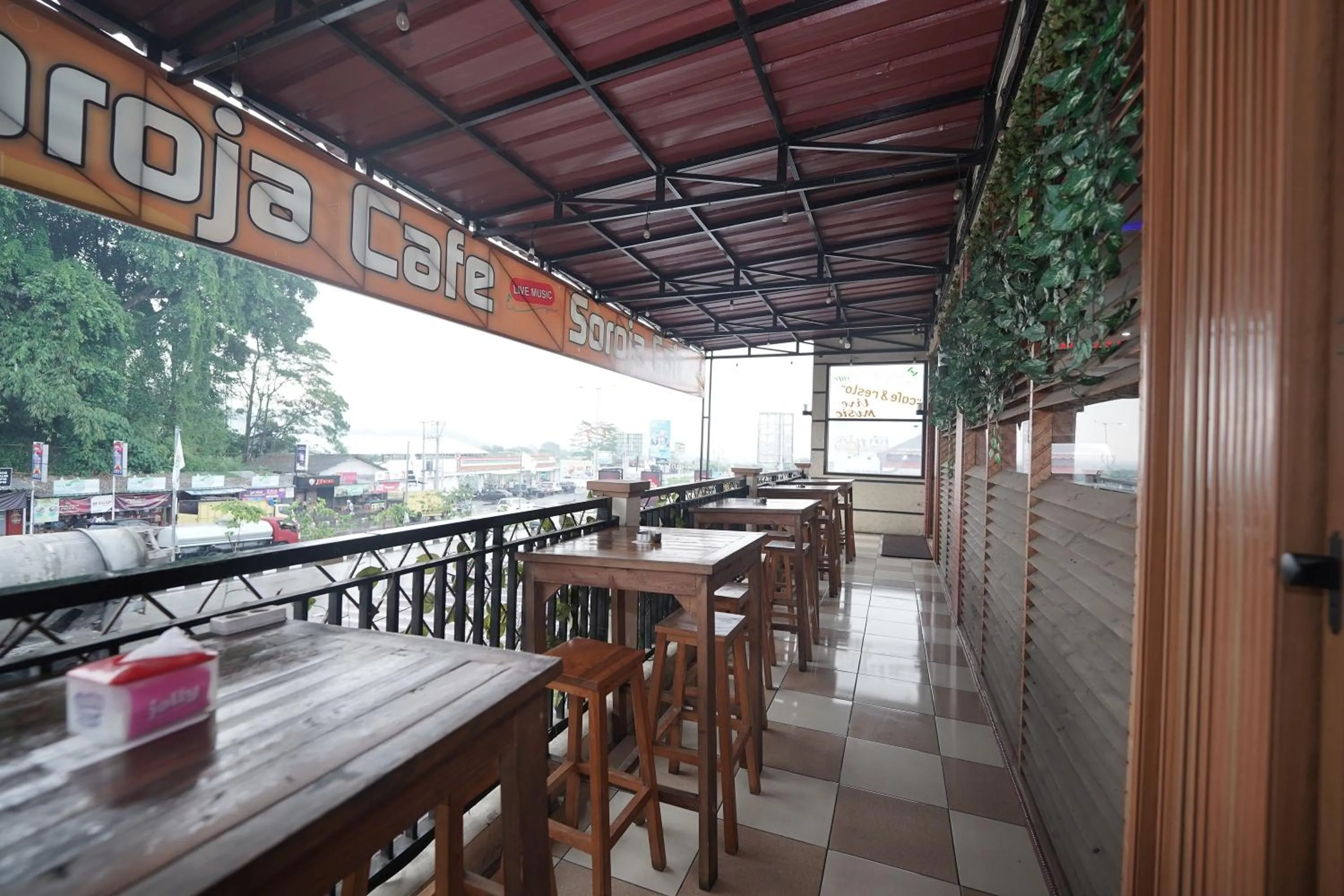 Restaurant/places to eat in Hotel Soreang