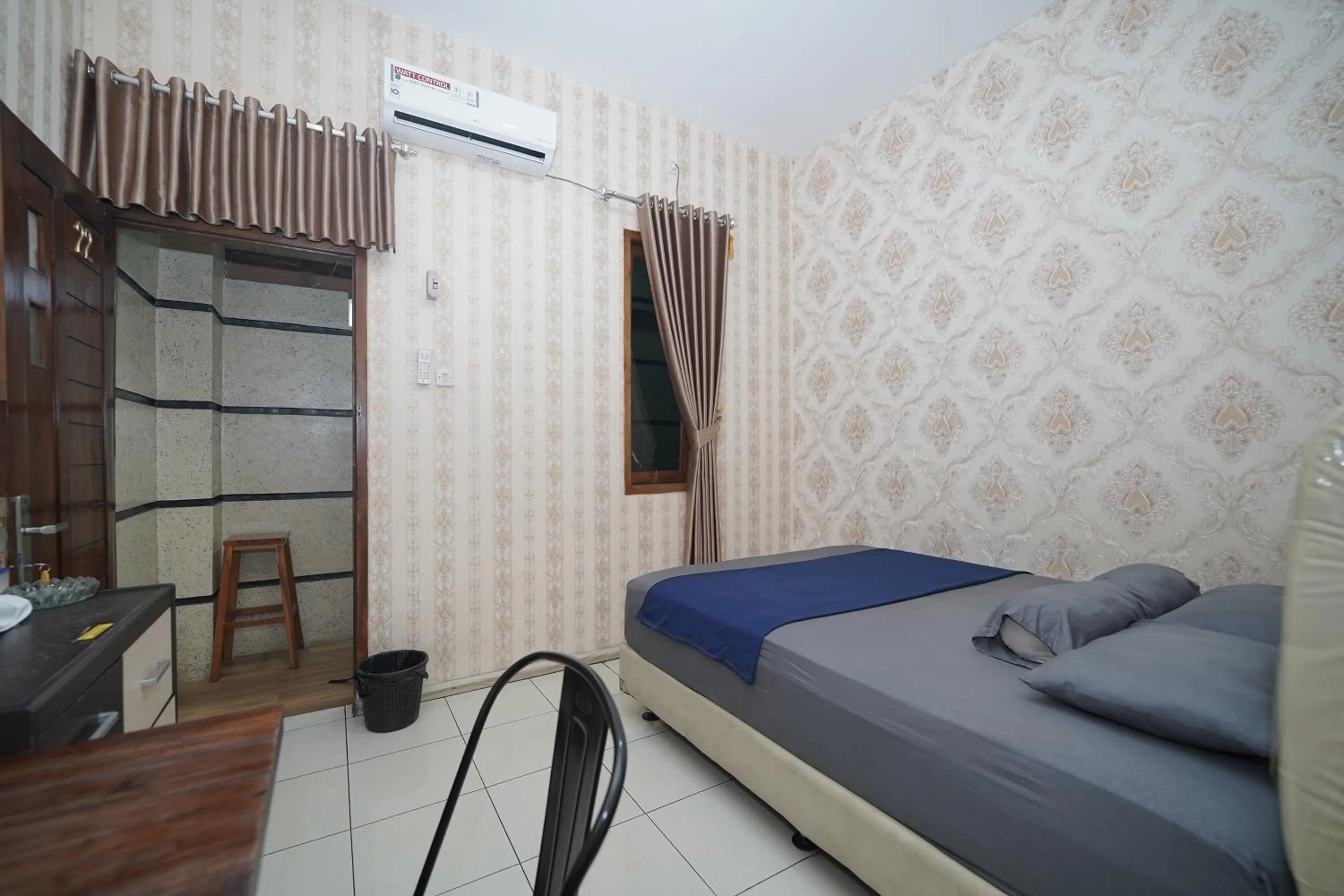 Bedroom, Bed in Hotel Soreang