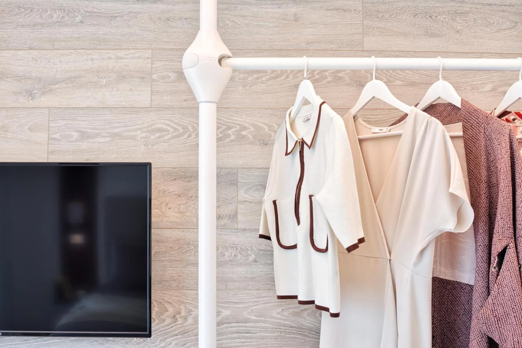 wardrobe in Albamarina Residence