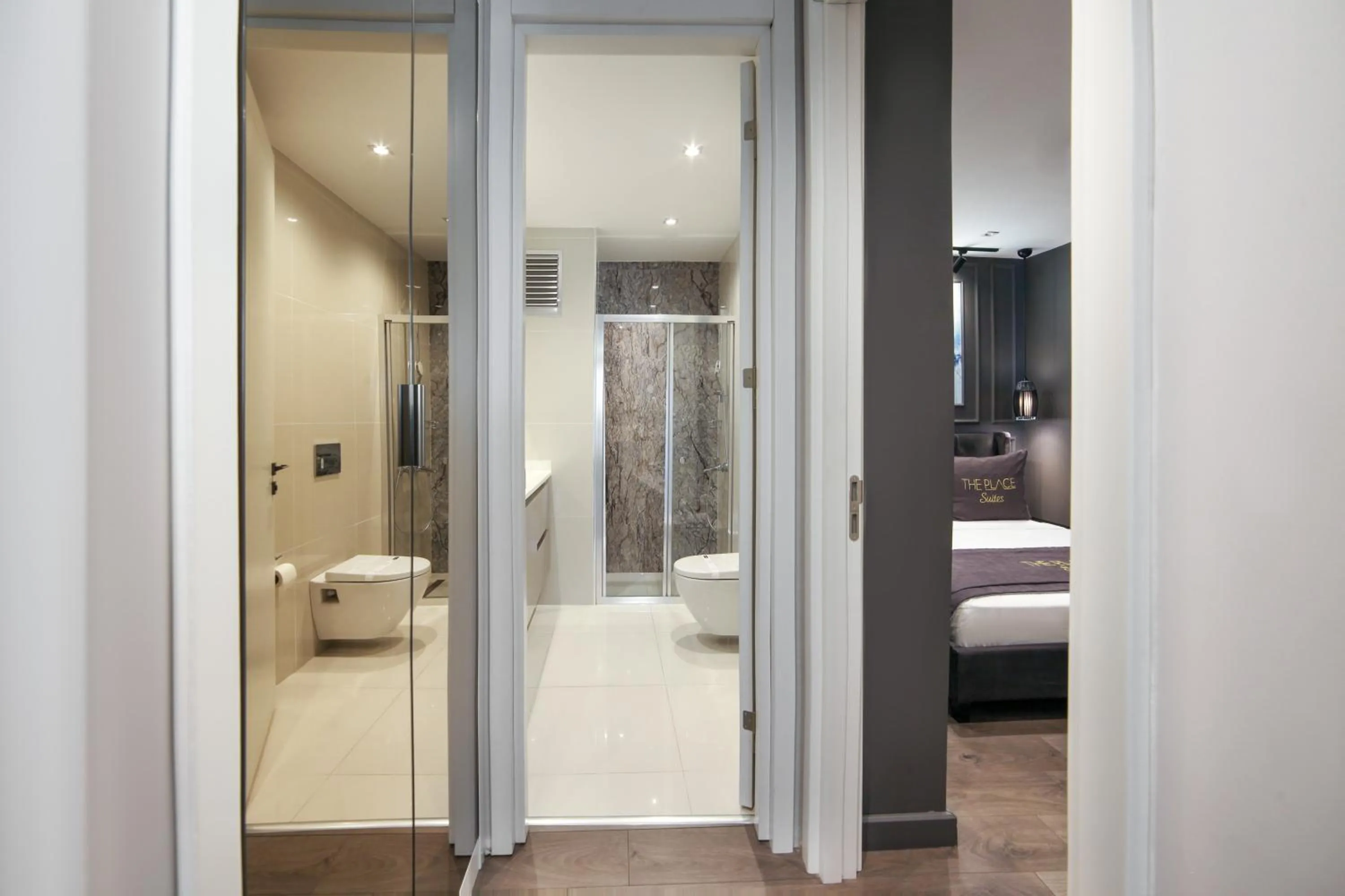 Bed in Ataşehir The Place Suites