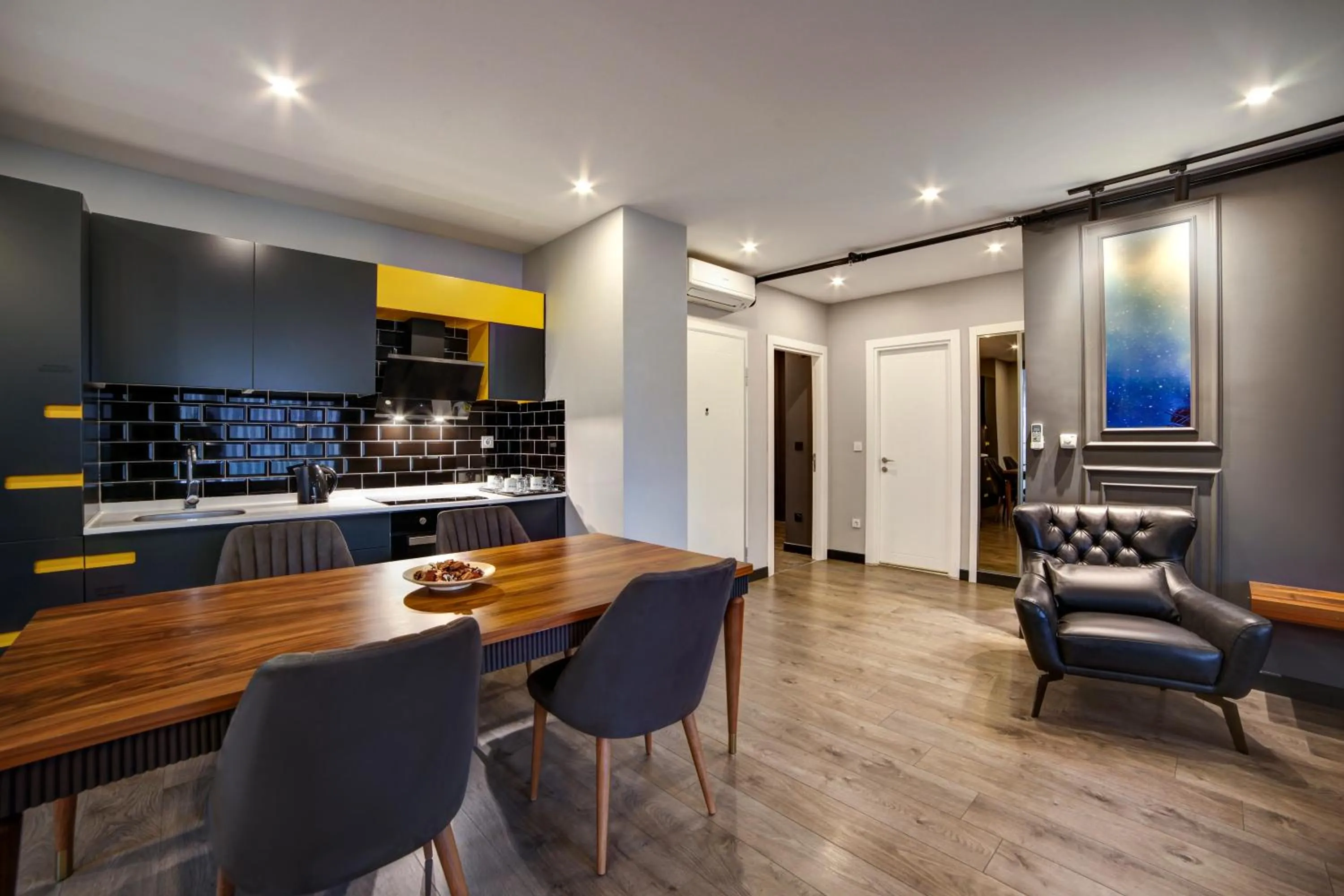 Kitchen or kitchenette in Ataşehir The Place Suites