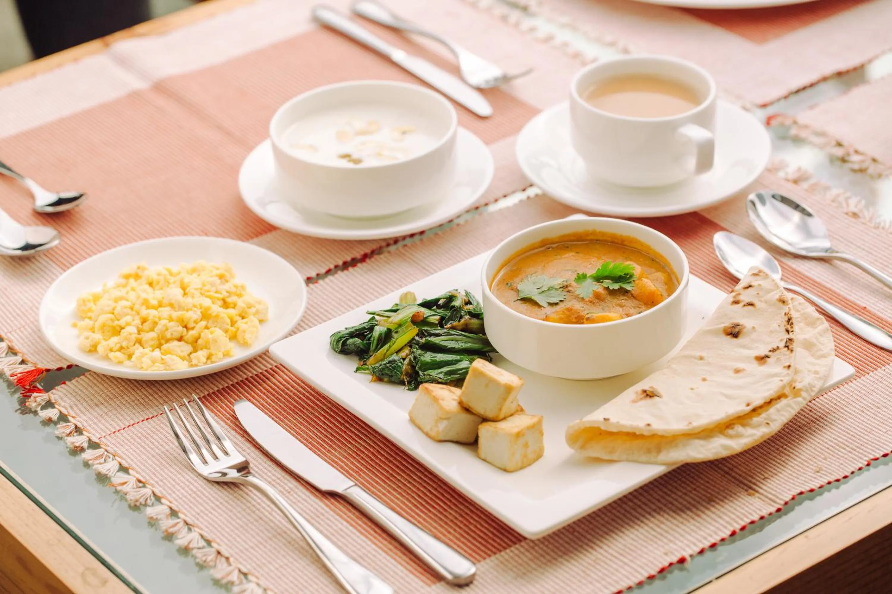 Food and drinks in Pema Boutique Hotel