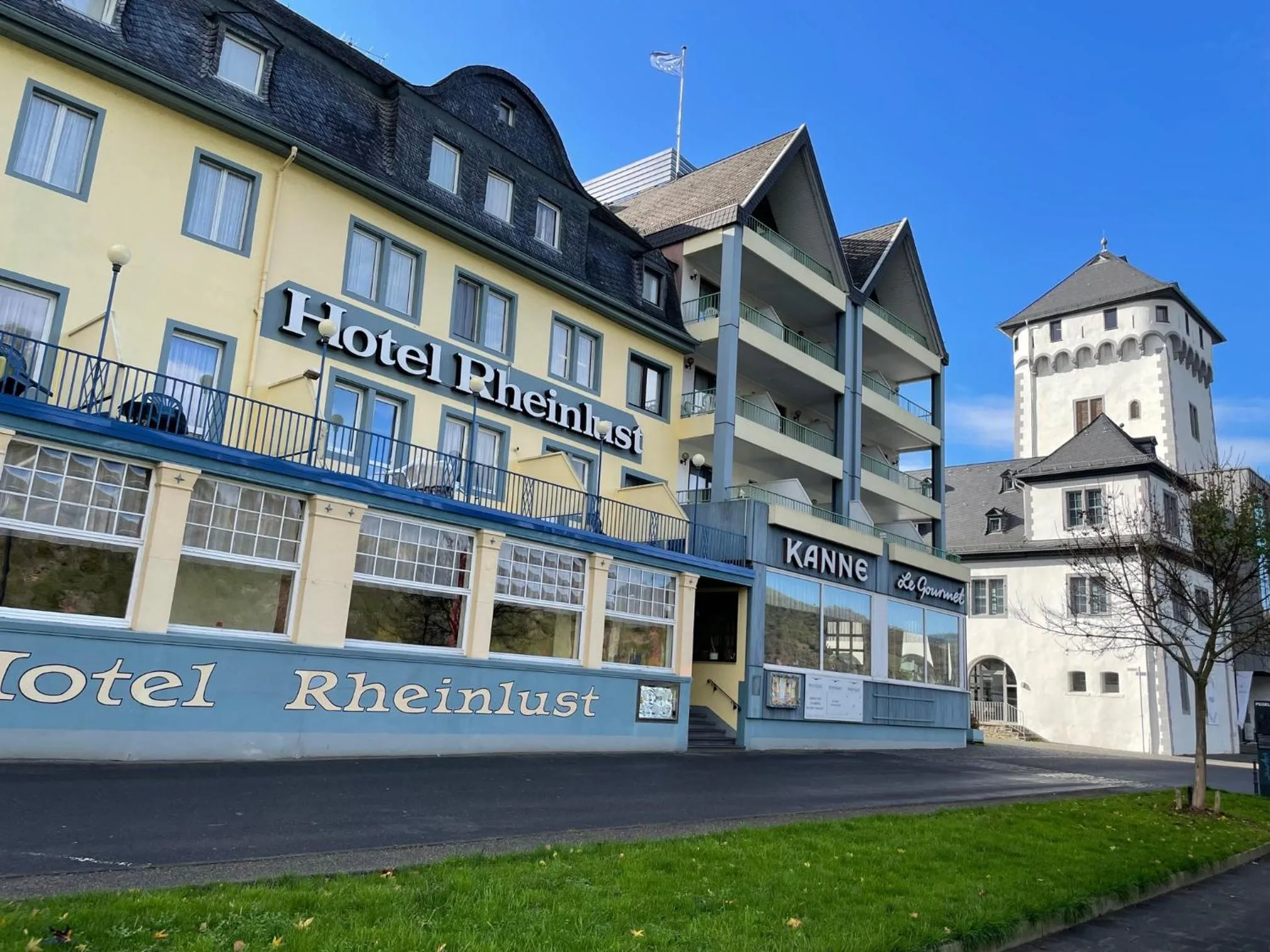 Property building in Hotel Rheinlust
