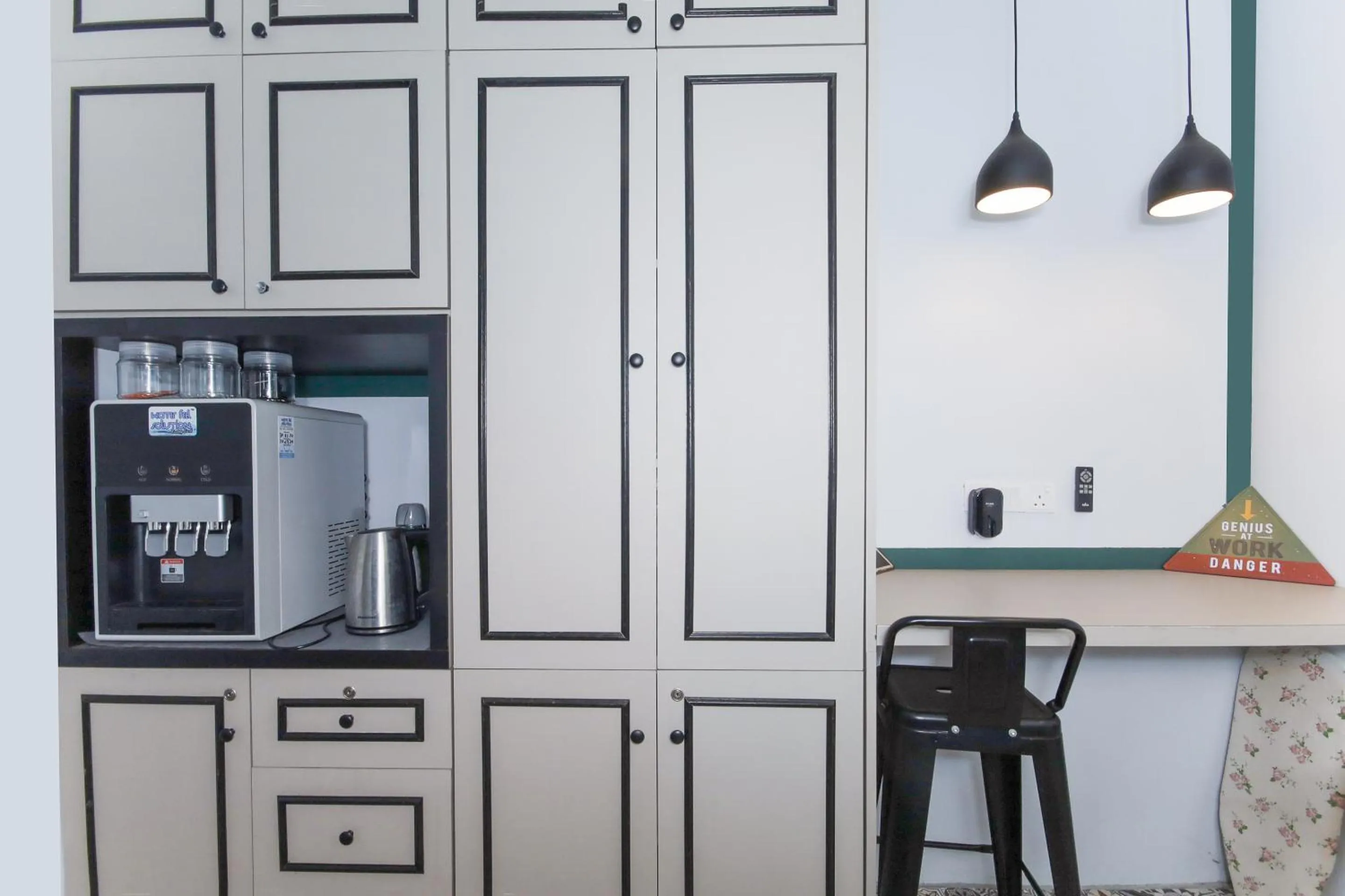 Coffee/tea facilities in OYO 90399 Green Home Hotel syariah