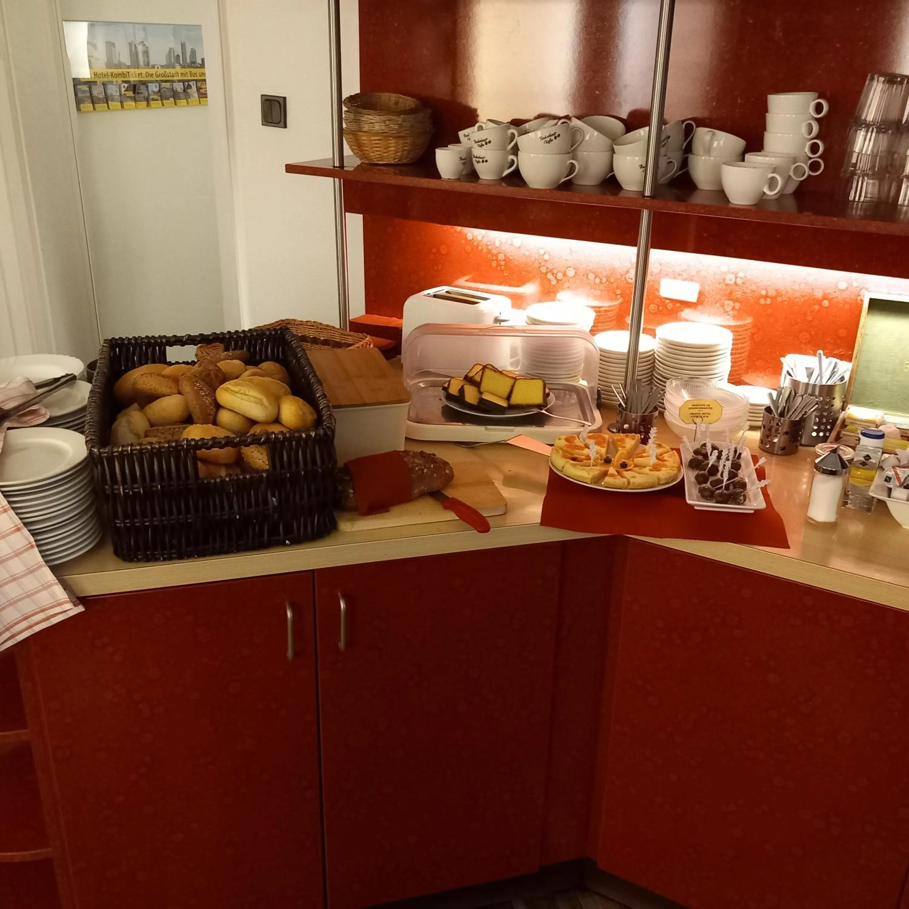 Breakfast in Stadt-gut-Hotel Rheinischer Hof