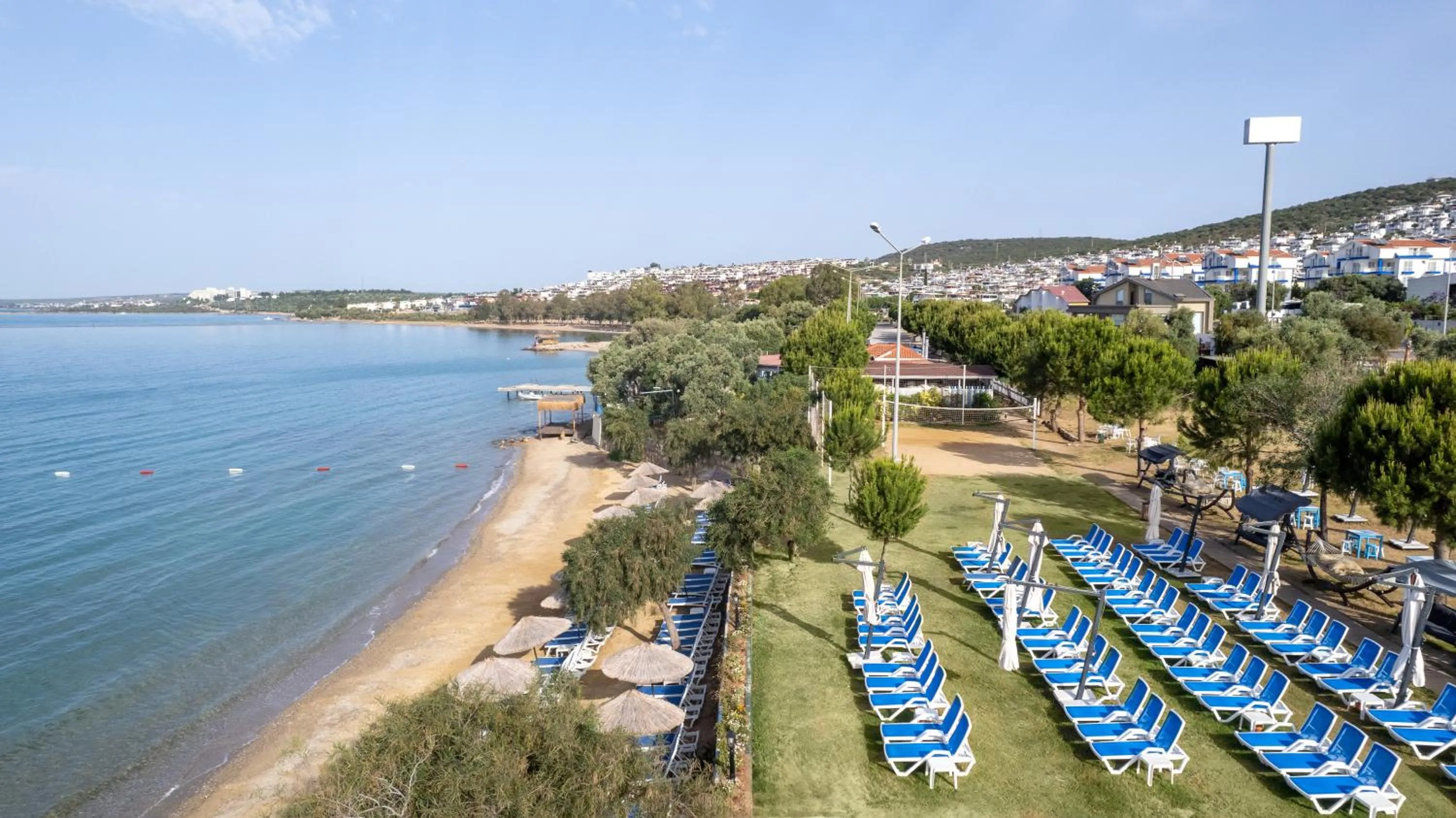 Beach in Maxeria Blue Didyma
