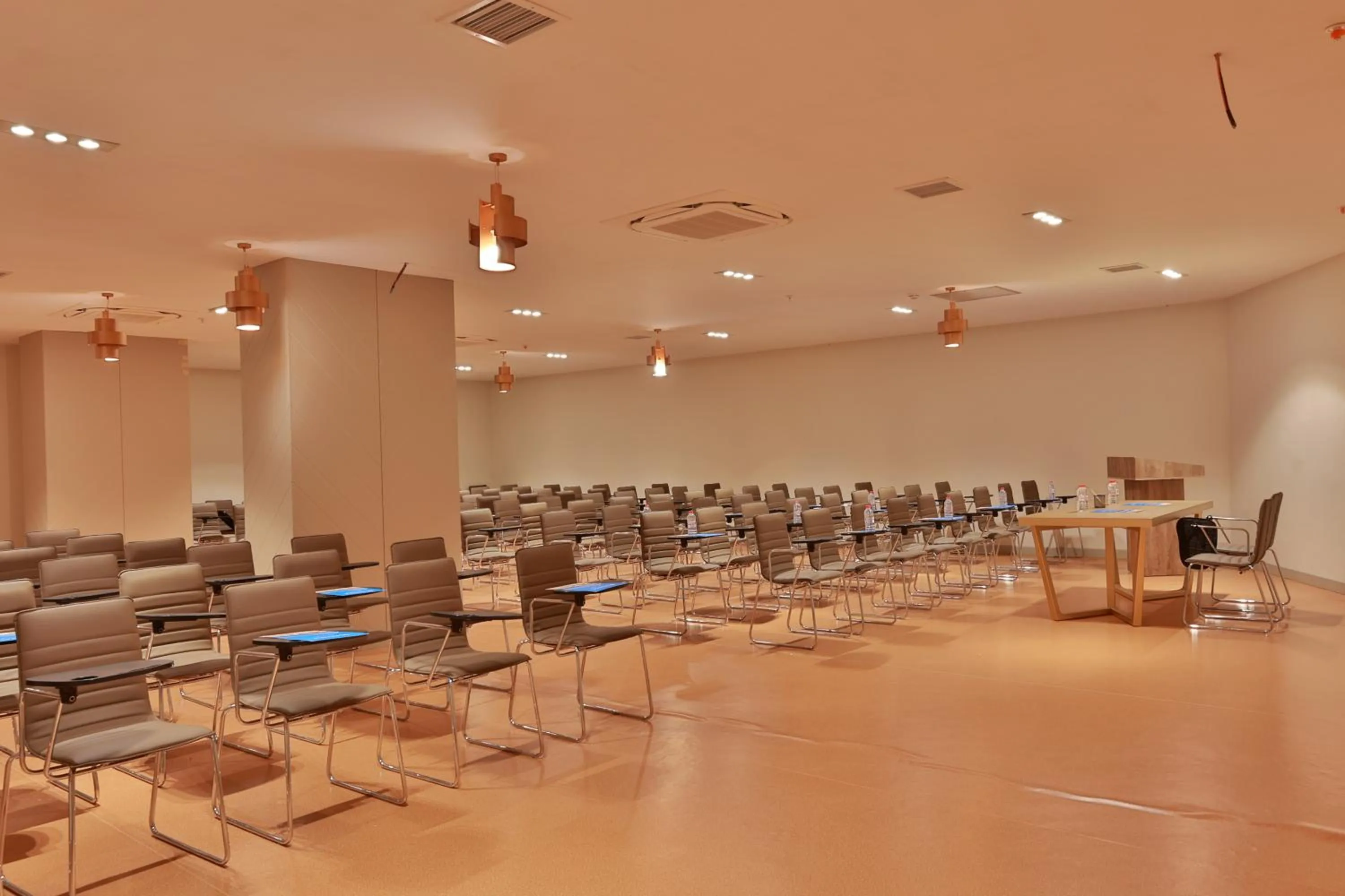 Seating area in Maxeria Blue Didyma