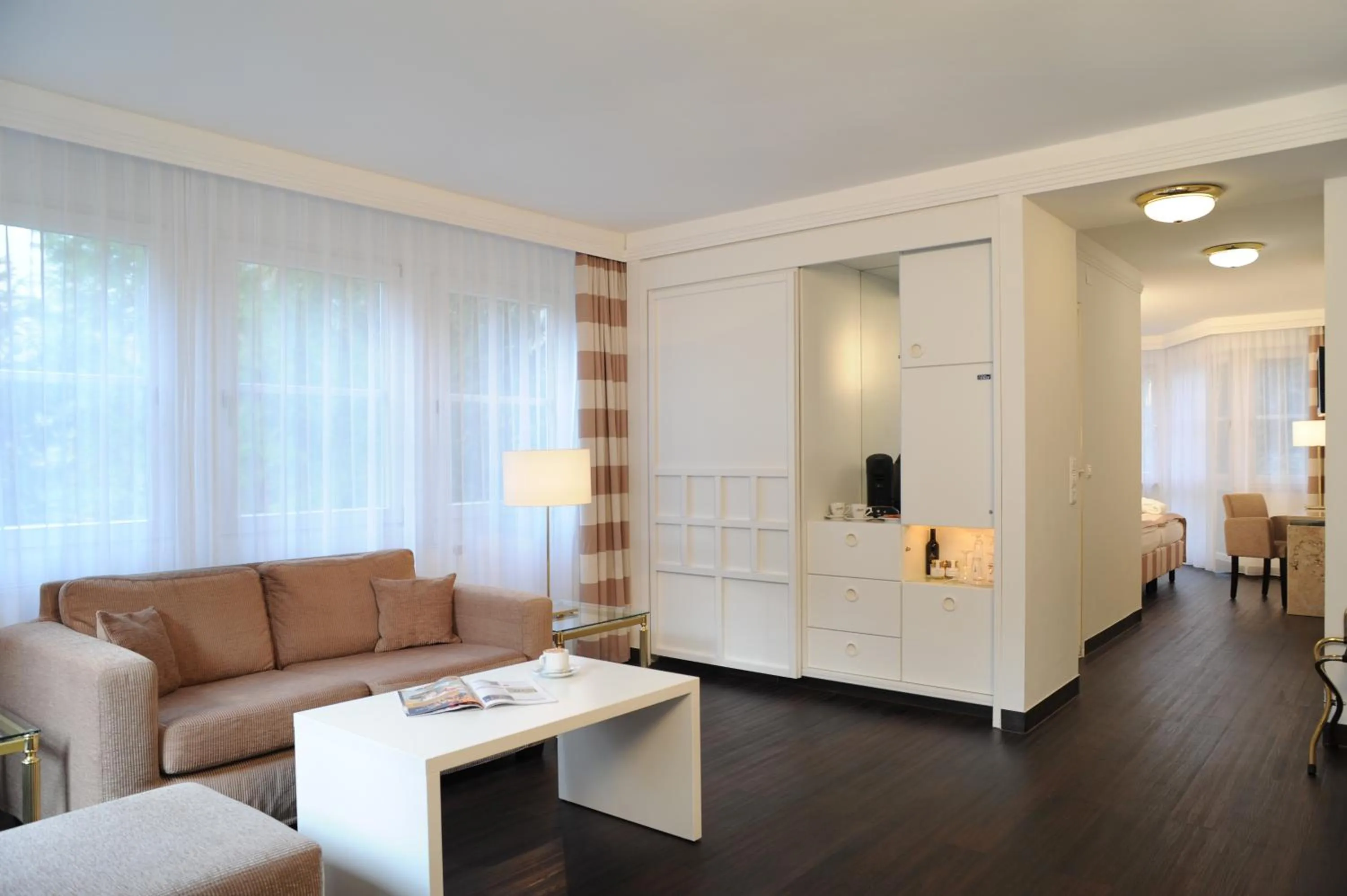 Photo of the whole room in relexa hotel Schatten Stuttgart