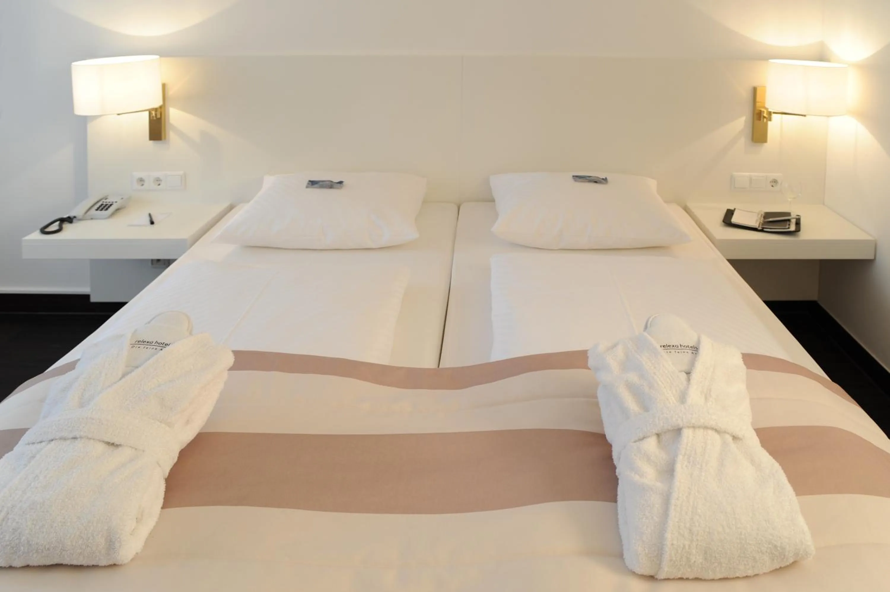 Bed in relexa hotel Schatten Stuttgart