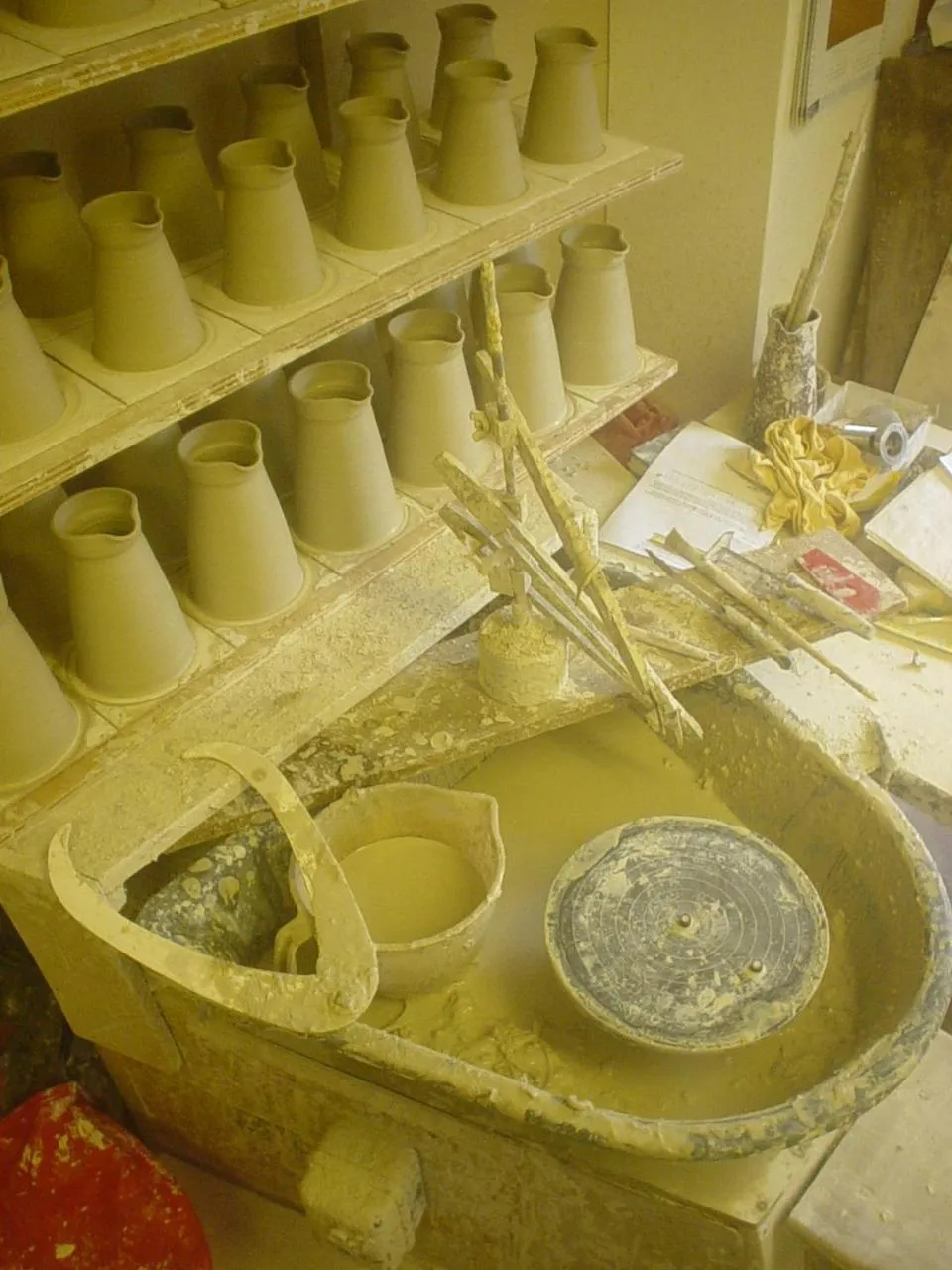 Area and facilities in Vinegar Hill Pottery