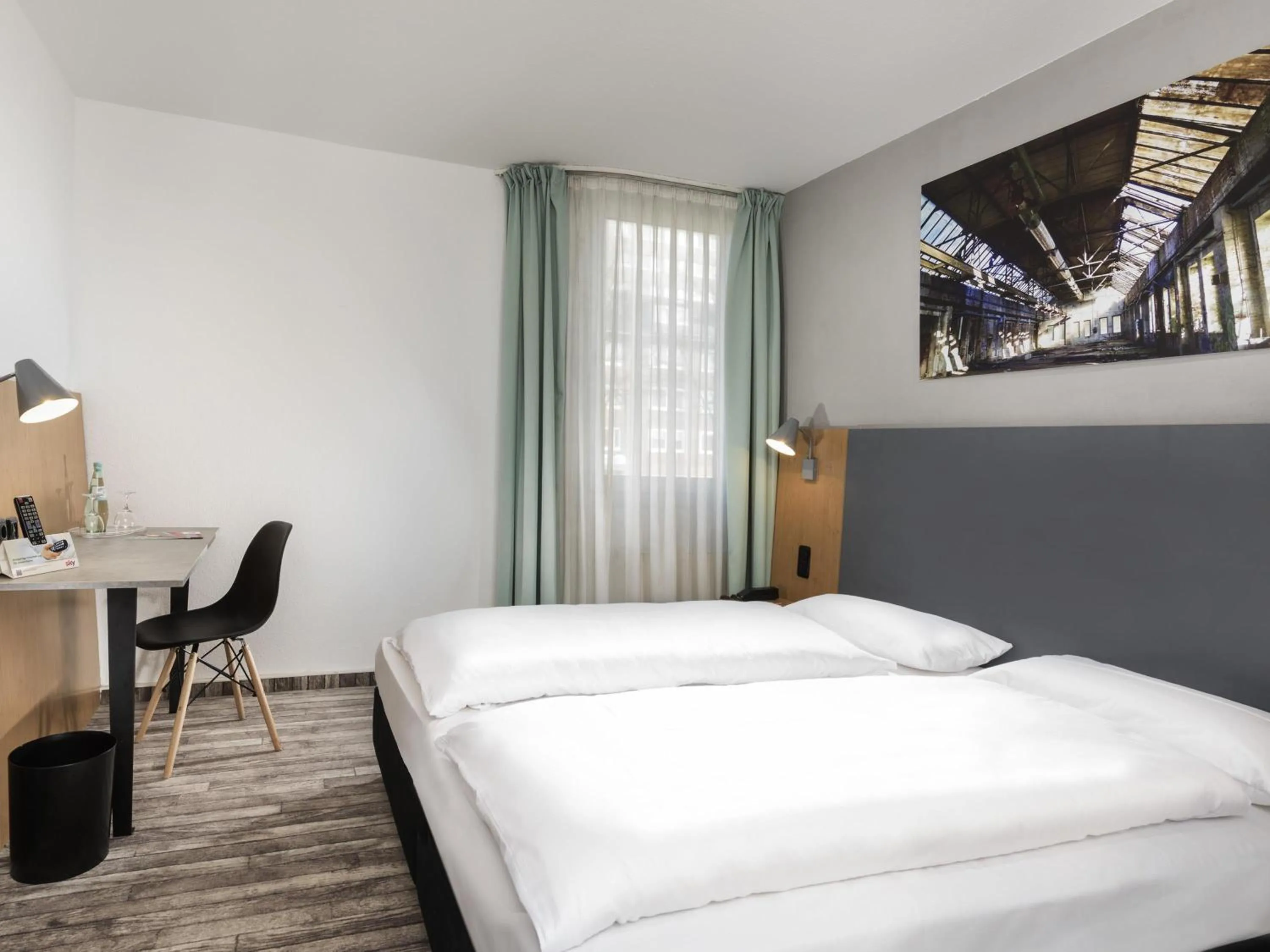 Bedroom, Bed in ibis Styles Hotel Gelsenkirchen