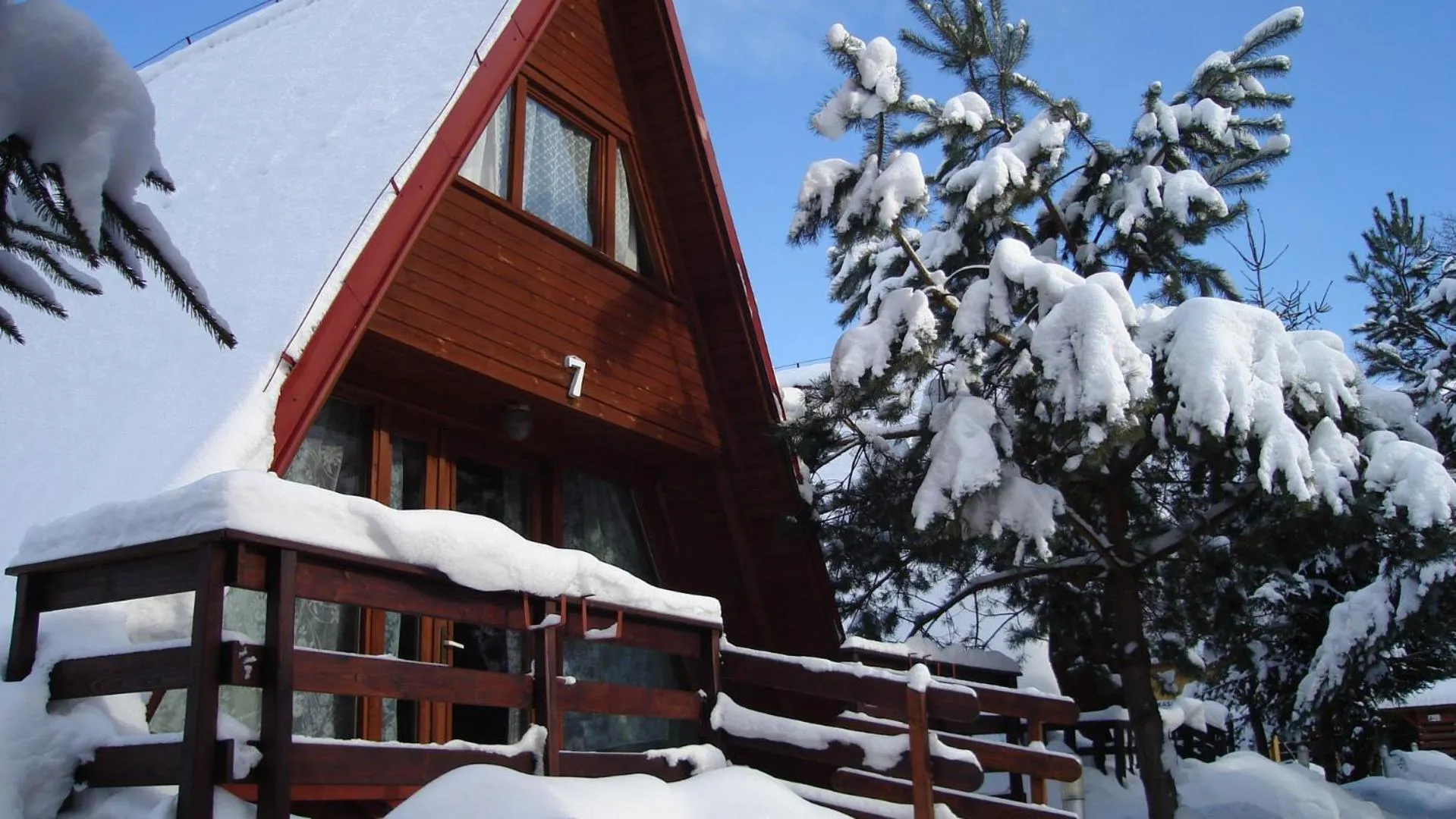 Property building in Pod Starym Groniem