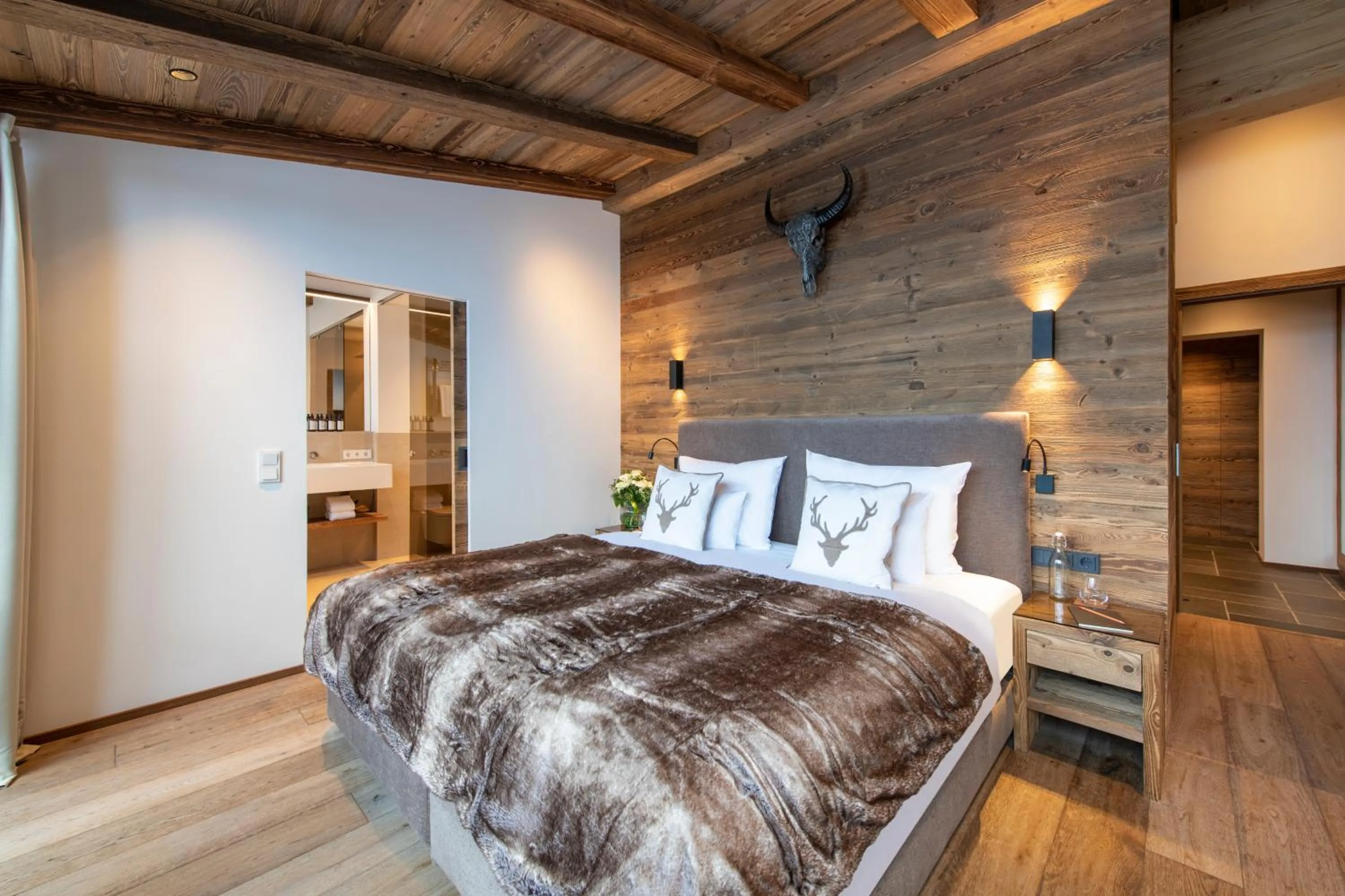 Bed in Brunnenhof Luxury Apartments