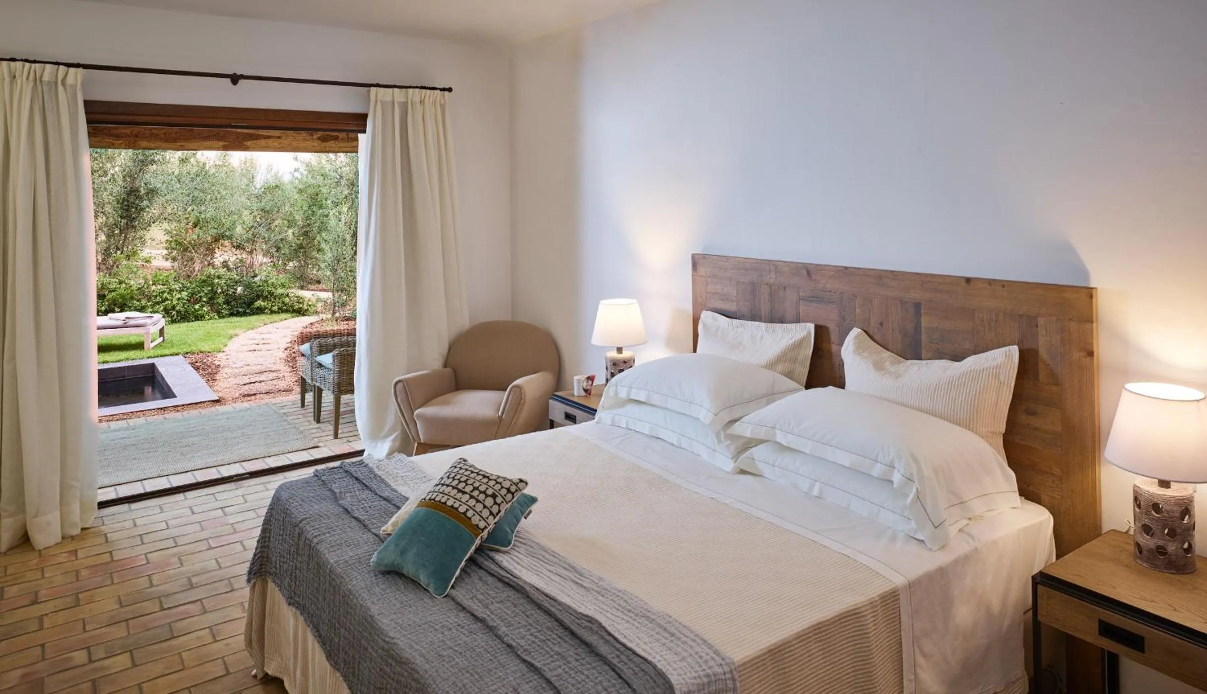 Bedroom, Bed in Cascioni Eco Retreat