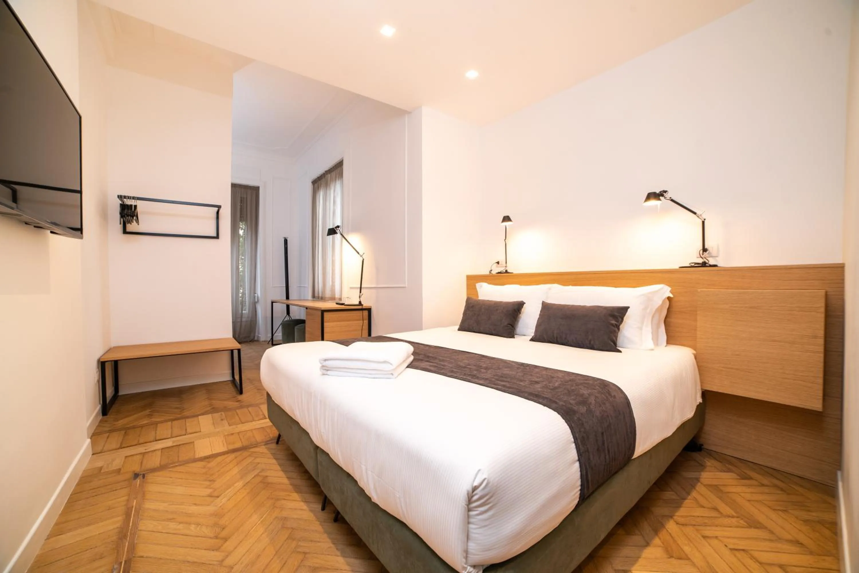 Photo of the whole room in Youroom Boncompagni