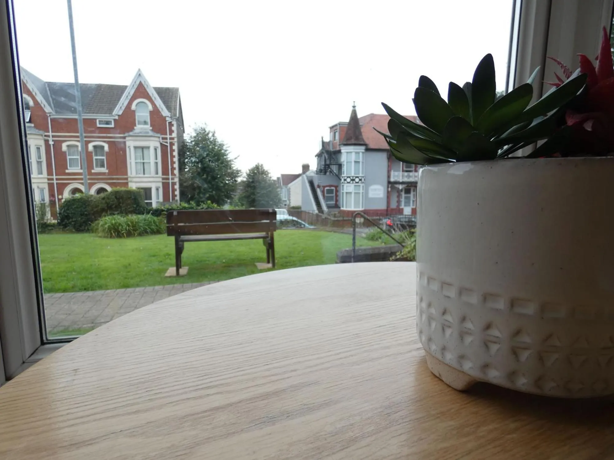 Hurst Dene Aparthotel