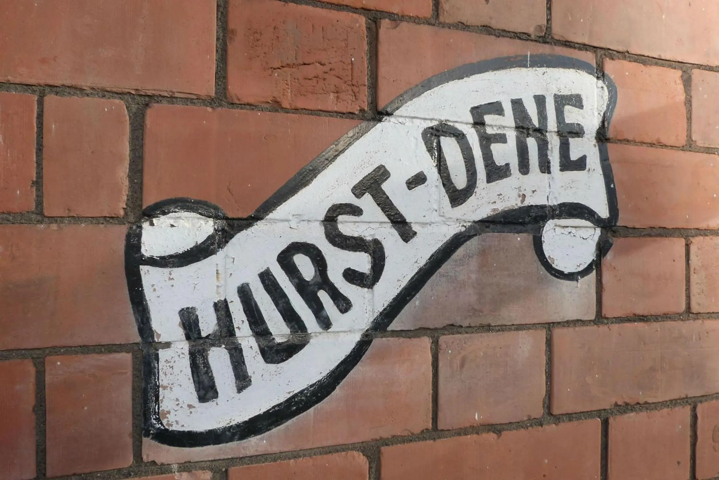 Logo/Certificate/Sign in Hurst Dene Aparthotel