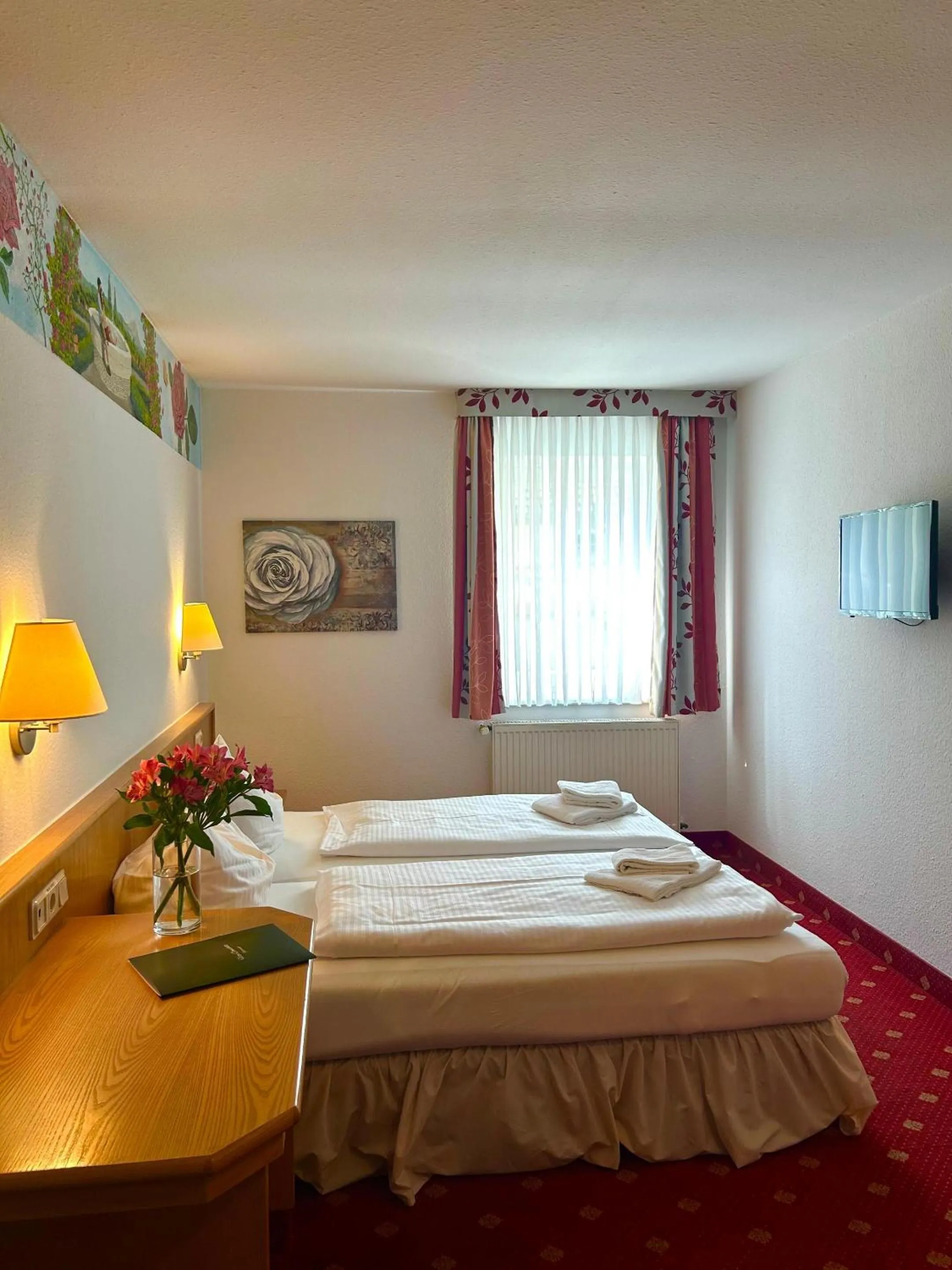 Bedroom, Bed in Hotel Domschatz