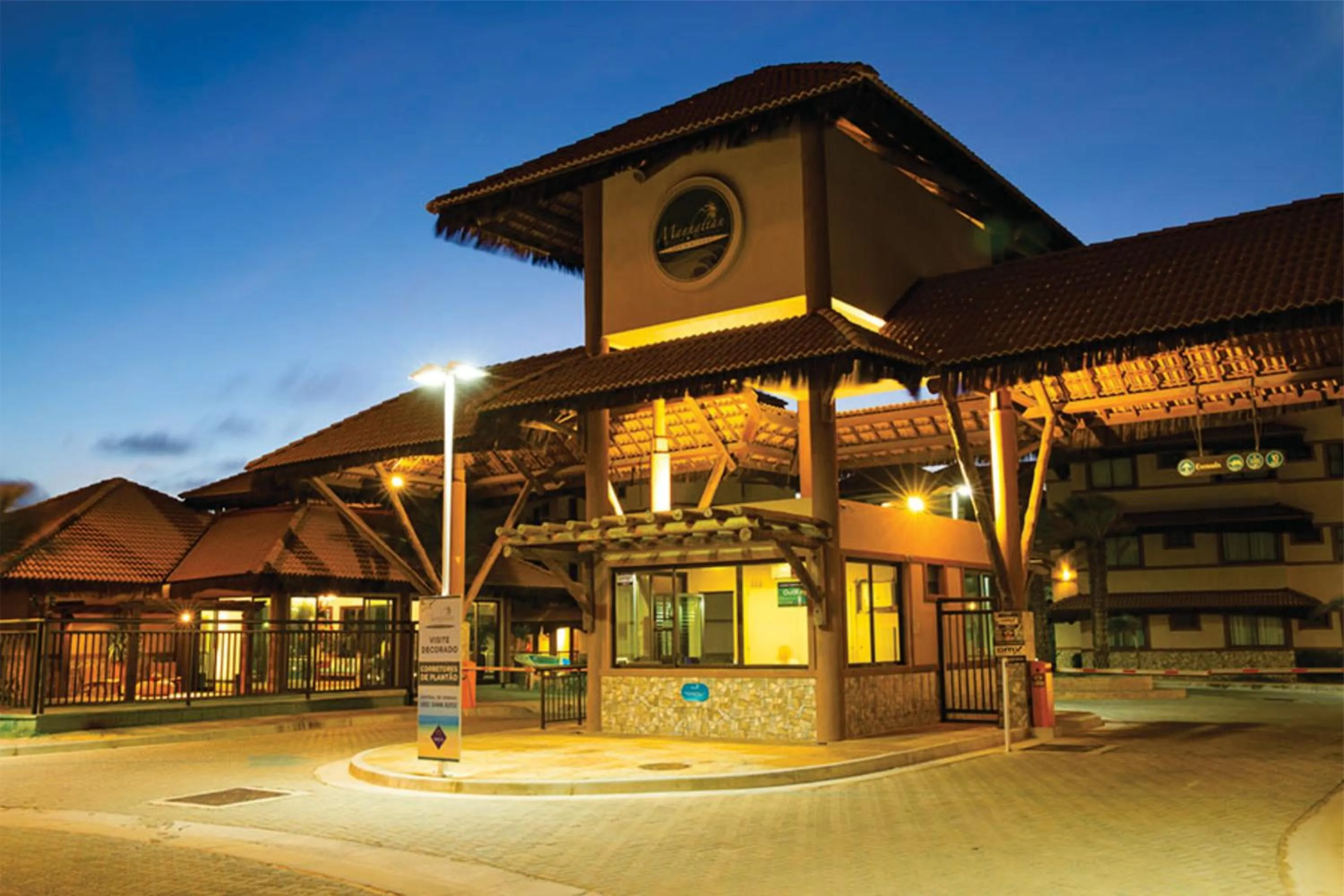 Facade/entrance in Manhattan Beach Riviera