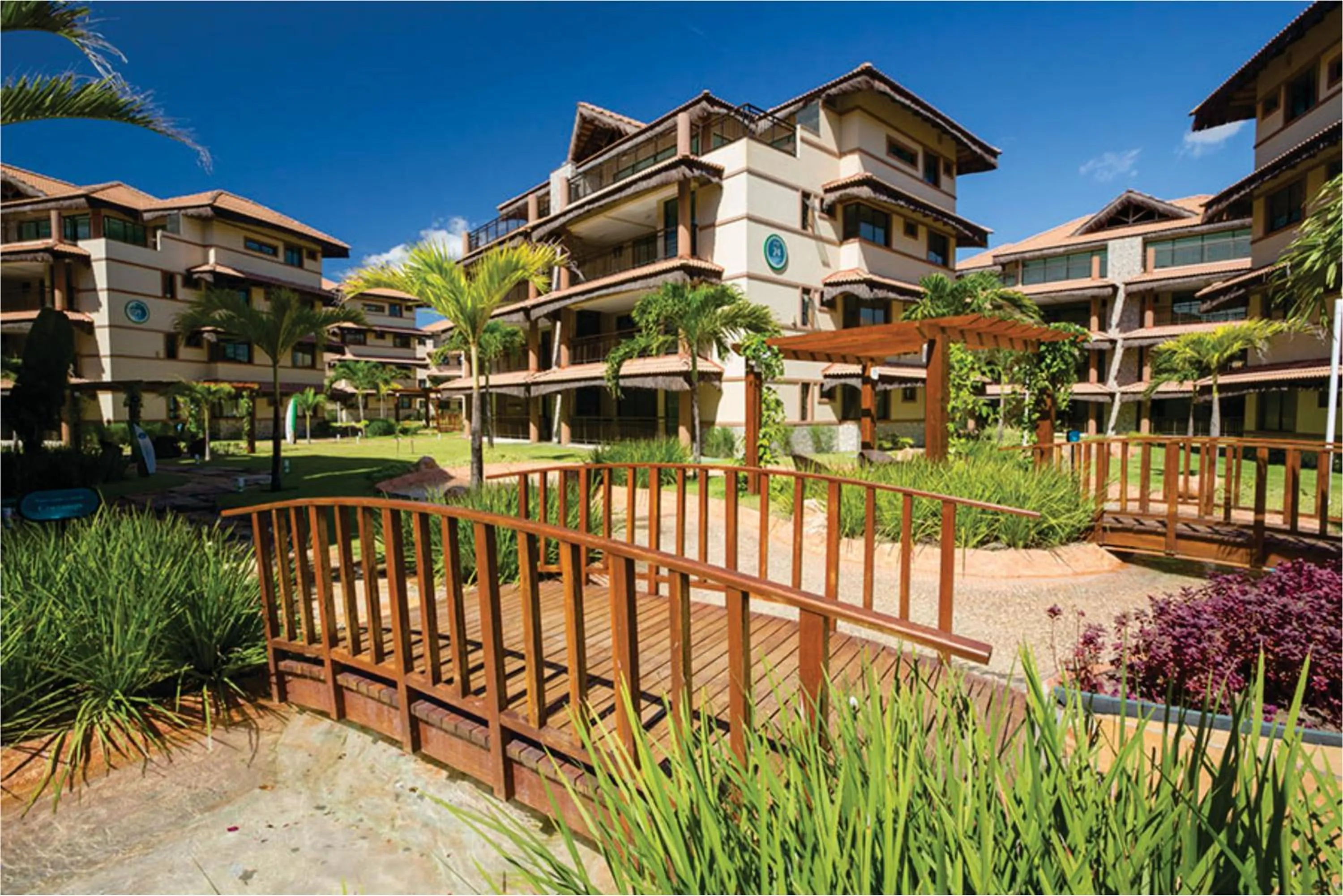 Property building in Manhattan Beach Riviera