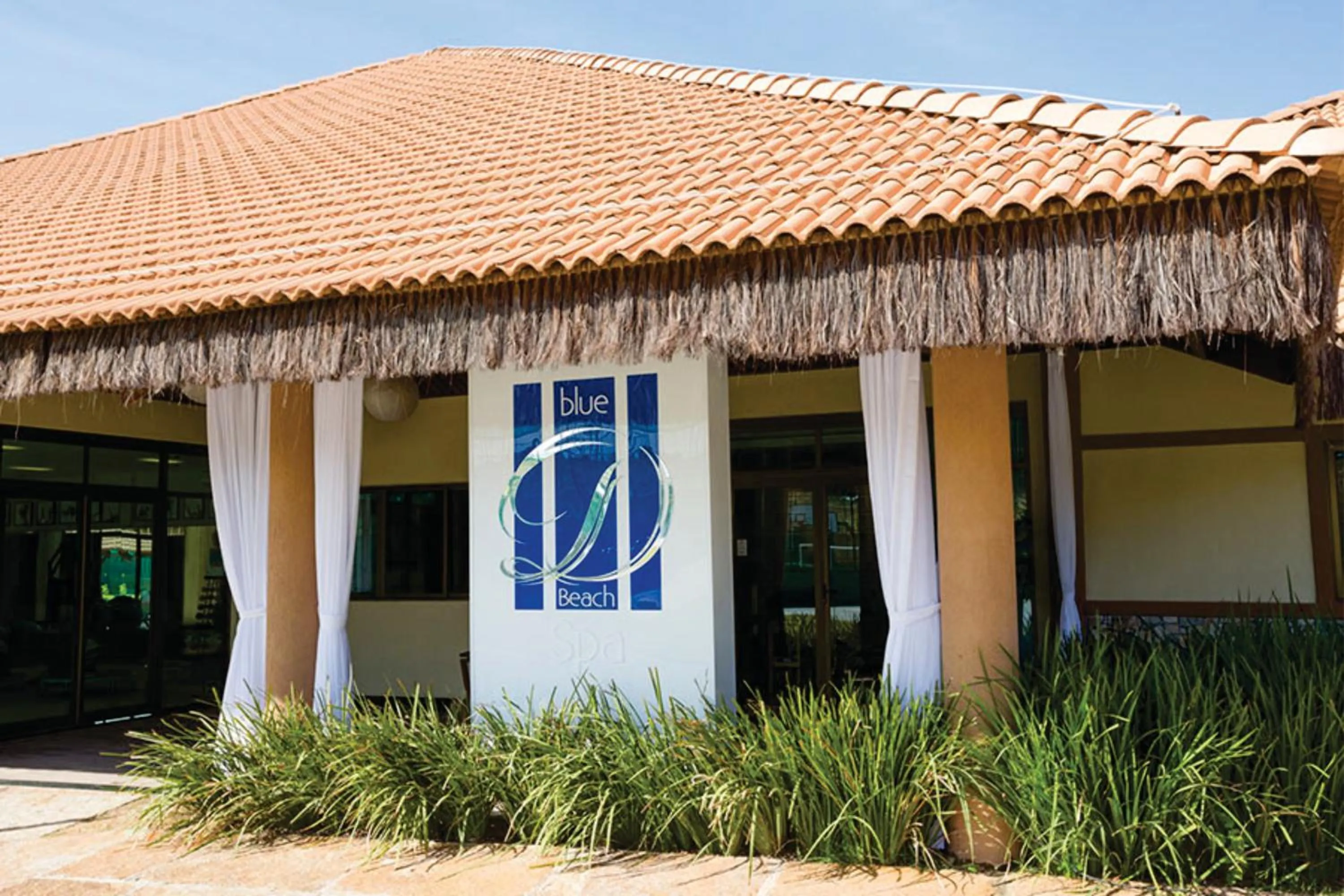 Property building in Manhattan Beach Riviera