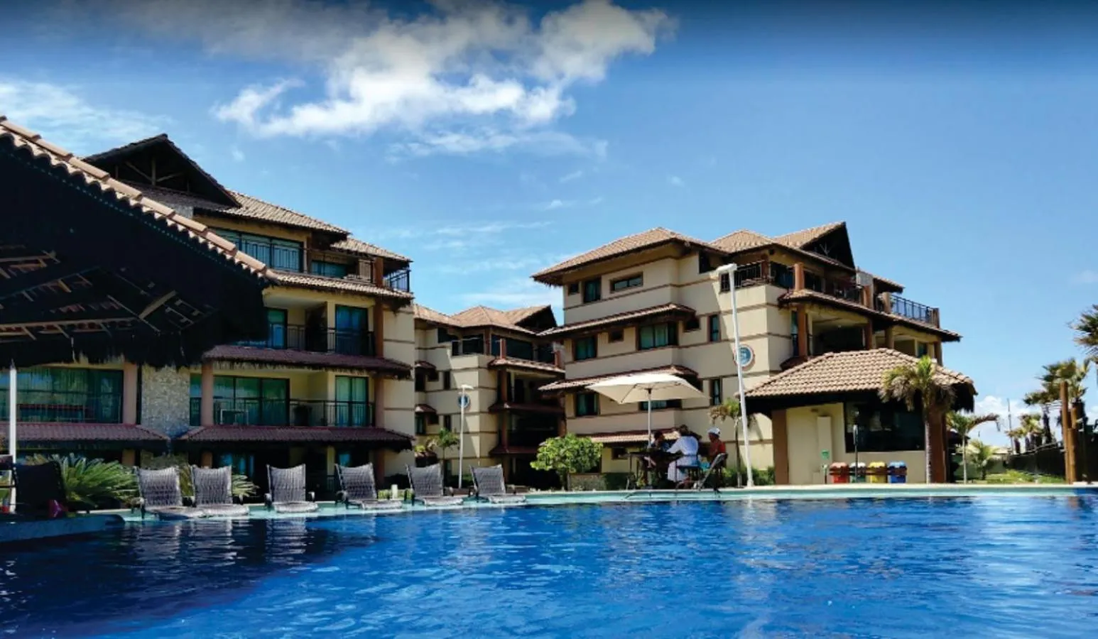 Property building in Manhattan Beach Riviera