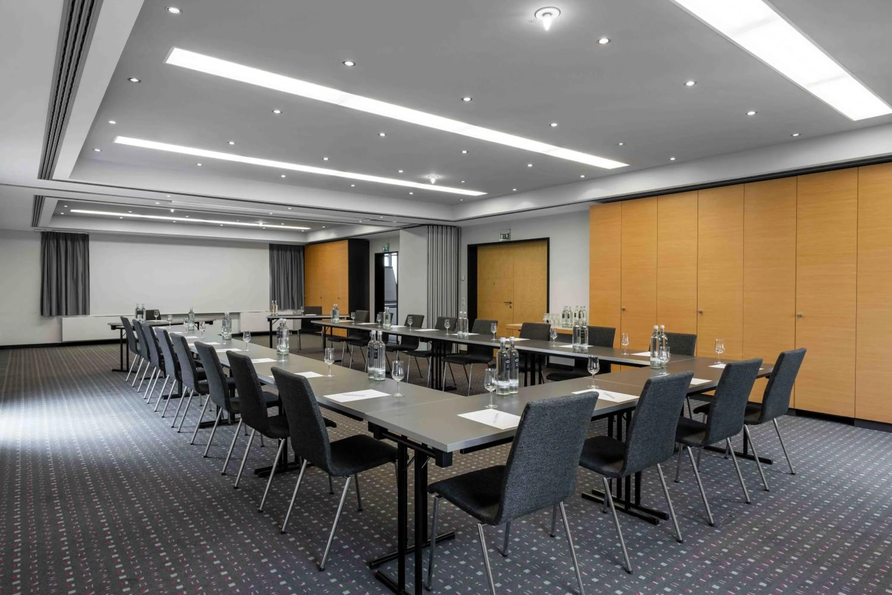 Meeting/conference room in Ramada by Wyndham Essen