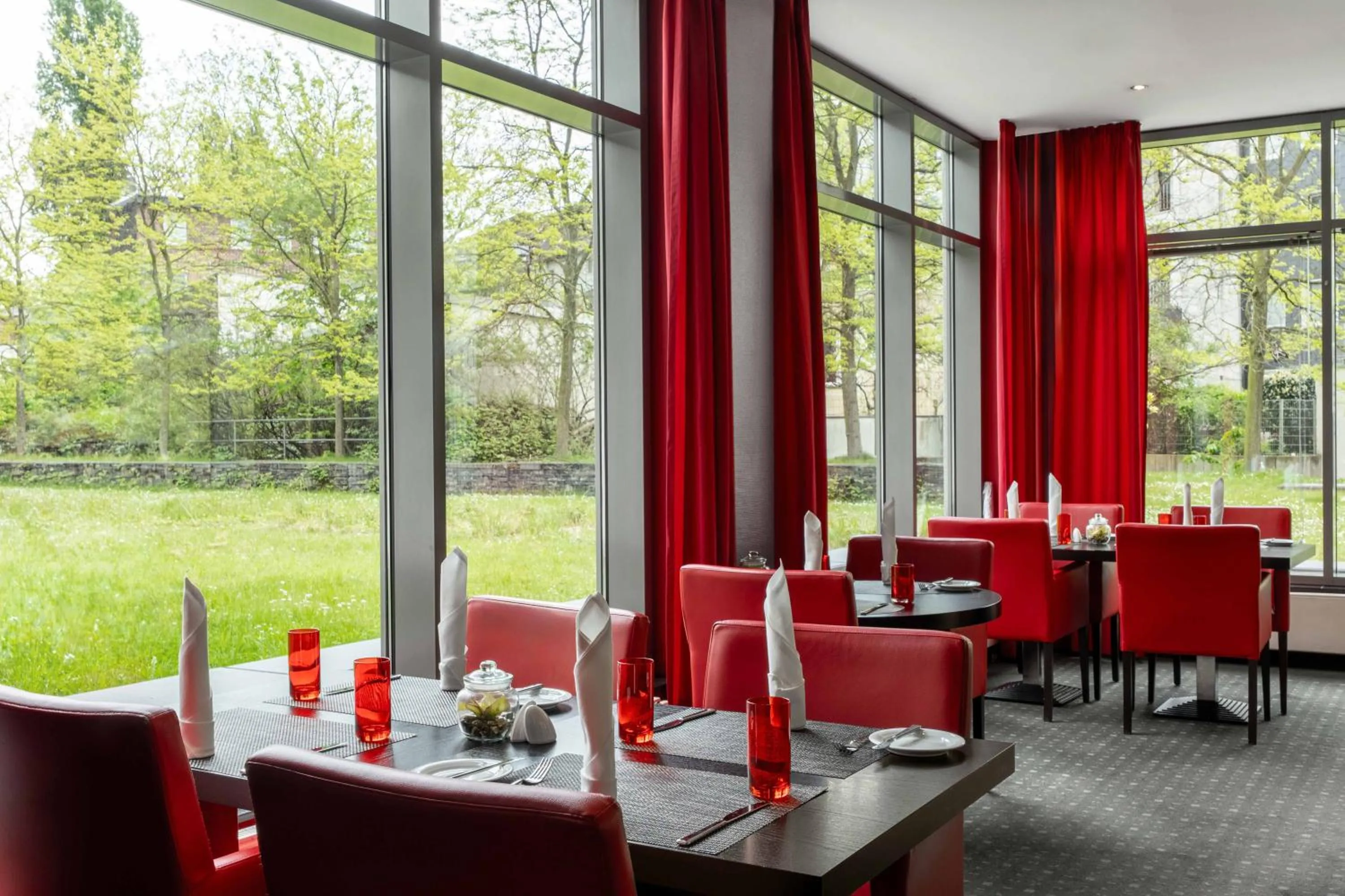 Restaurant/places to eat in Ramada by Wyndham Essen